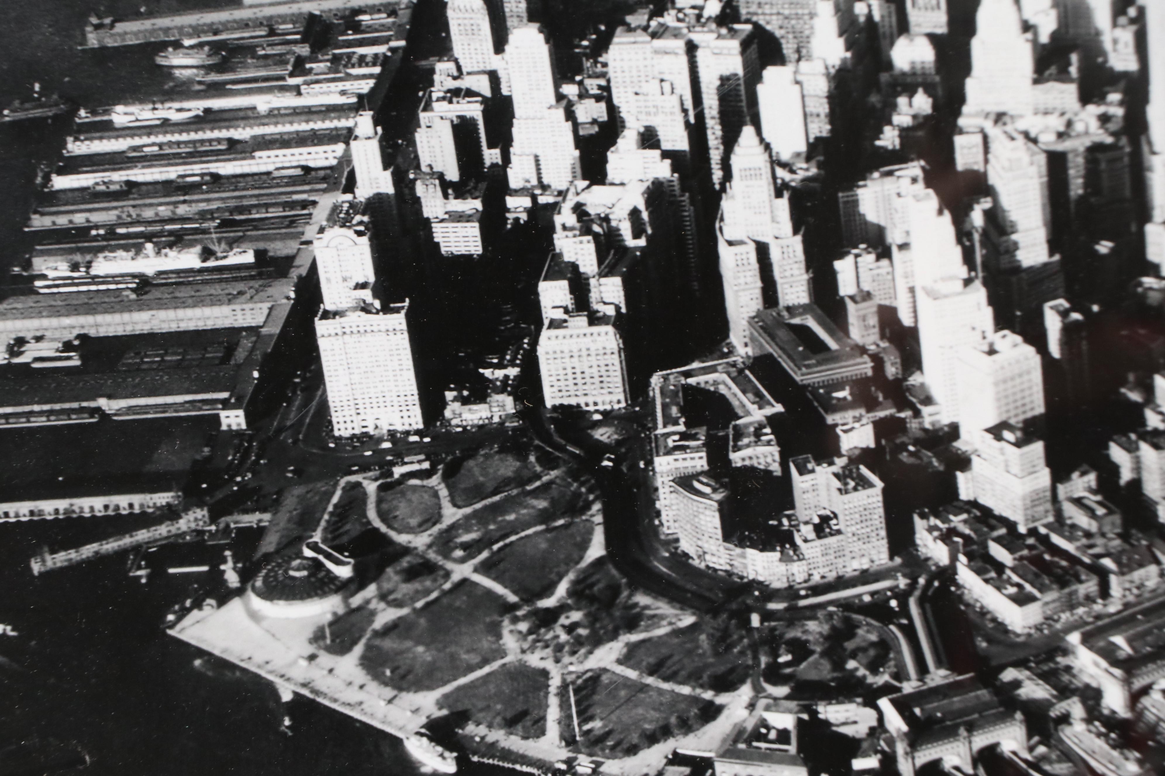 The New York Times Digital Photograph "The Akron over New York City," 1999