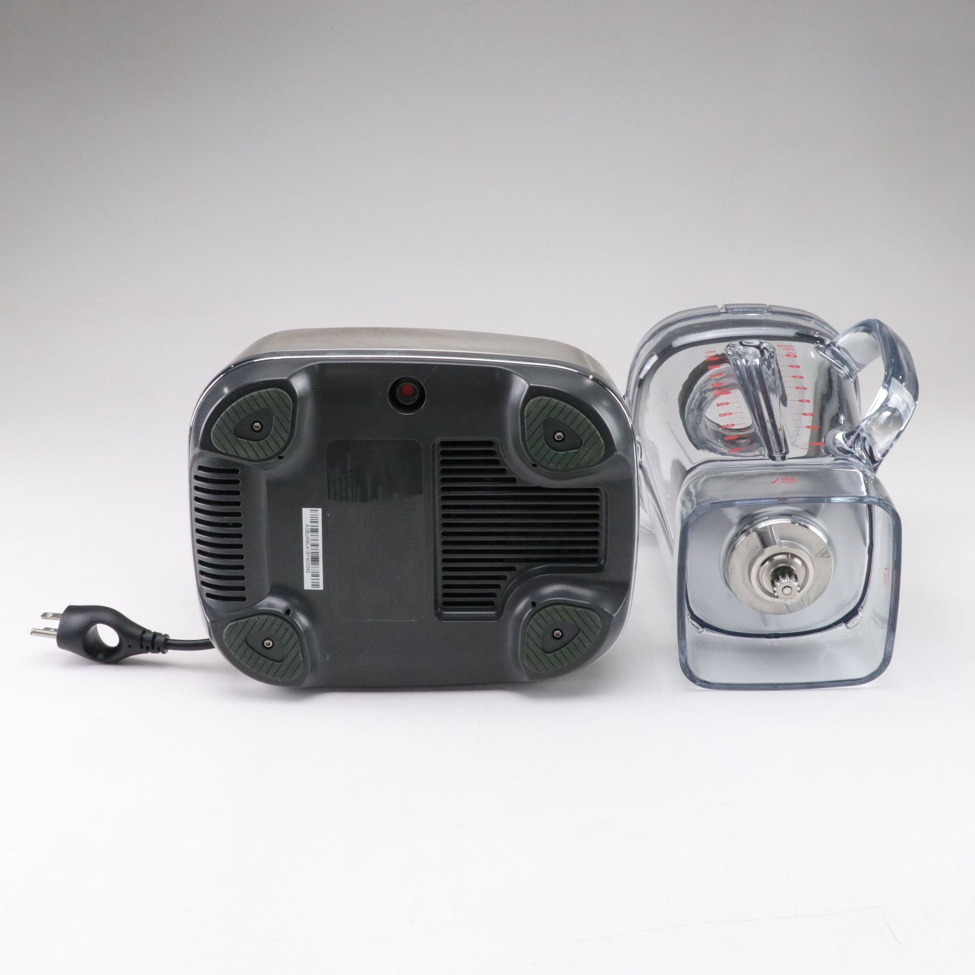 Breville Super Q Blender with Personal Blender Attachment