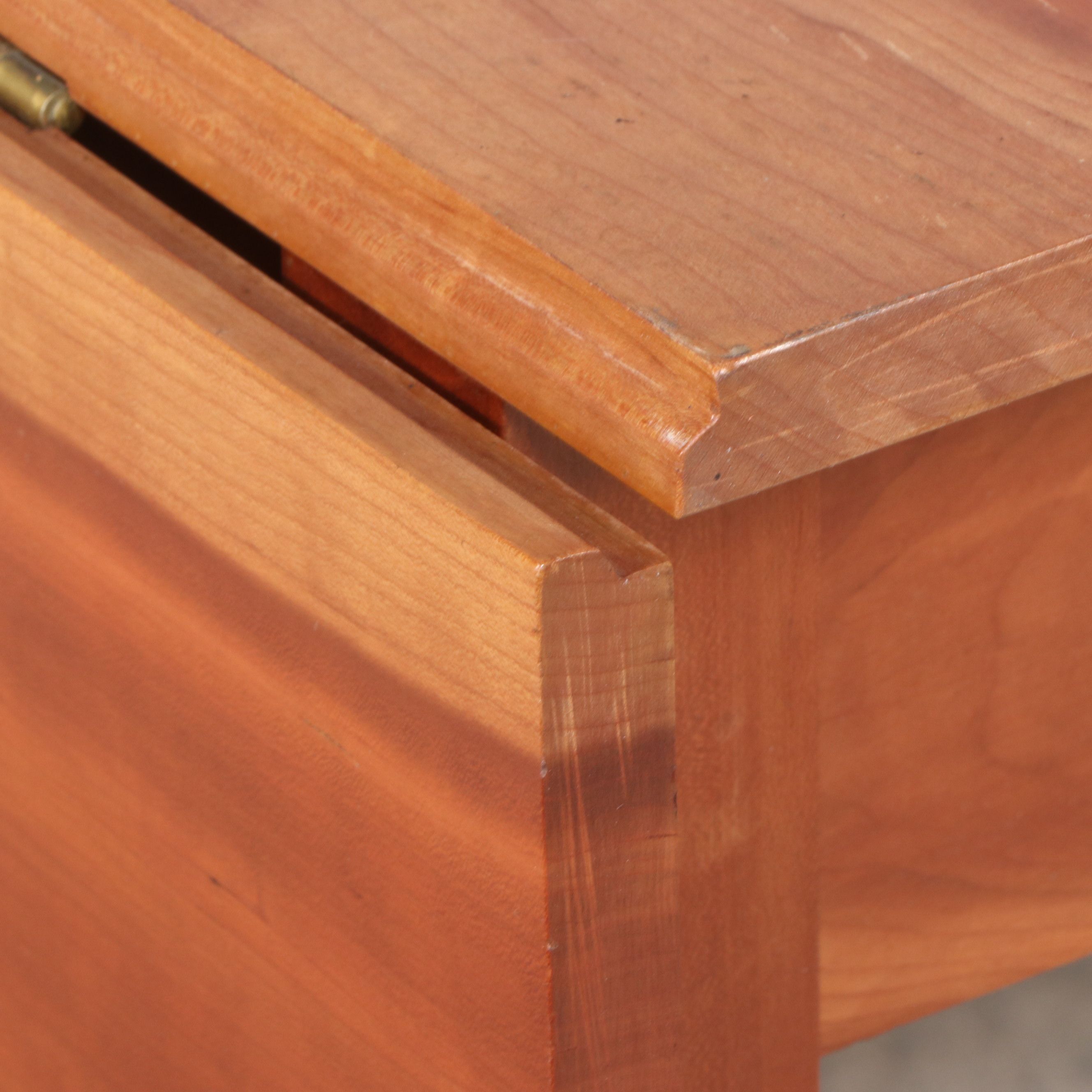 Sheraton Style Drop-Leaf Cherry Pembroke Table