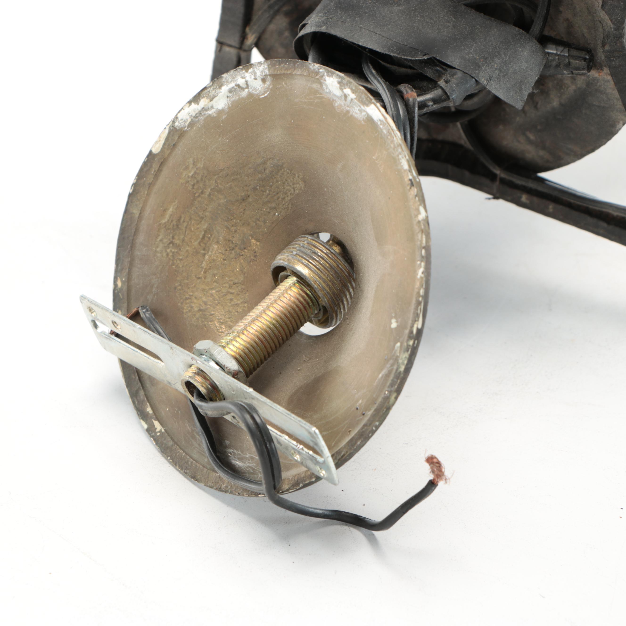 French Art Deco Wrought Iron Electric Chandelier in the Style of Muller Freres