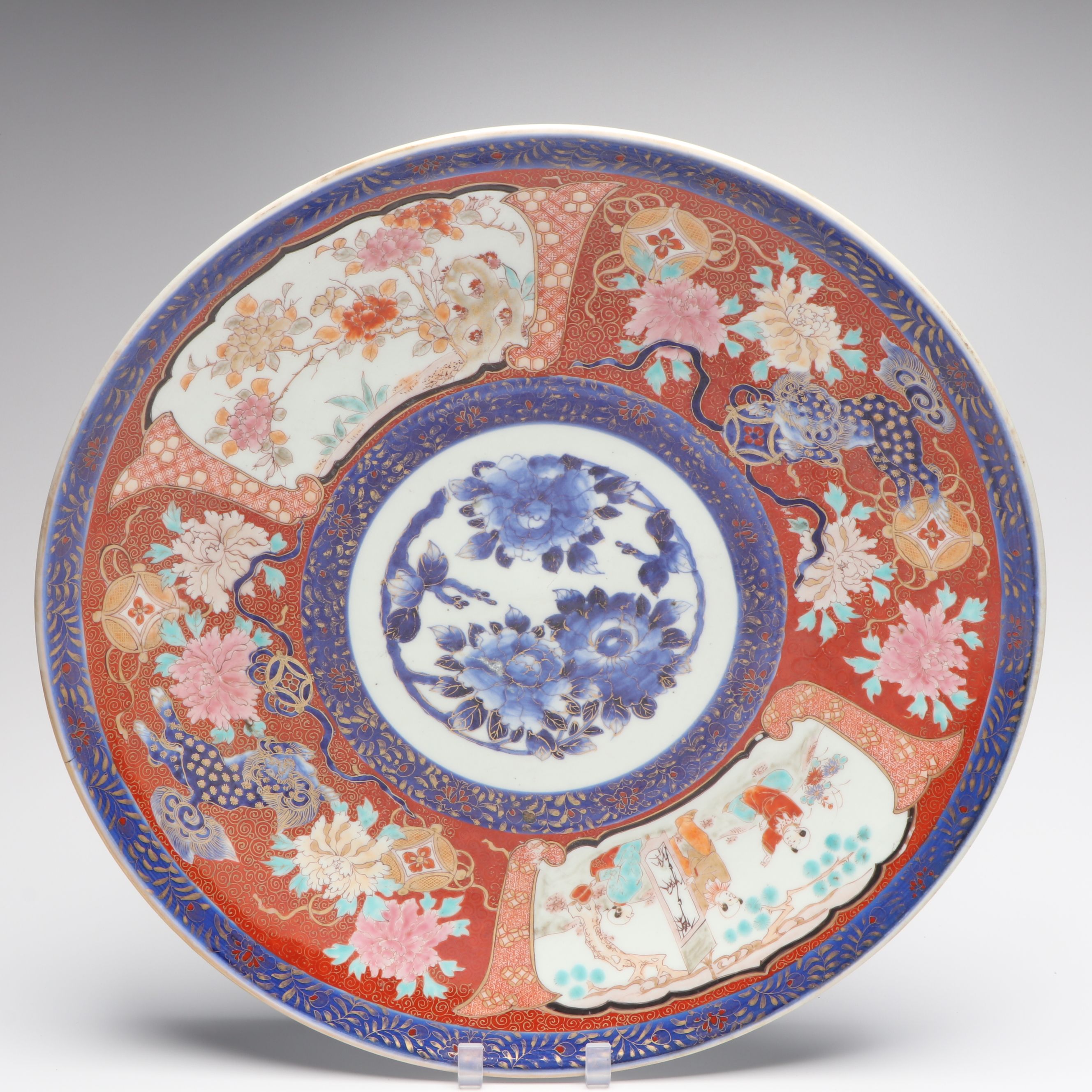 Japanese Meiji Period Imari Porcelain Plate