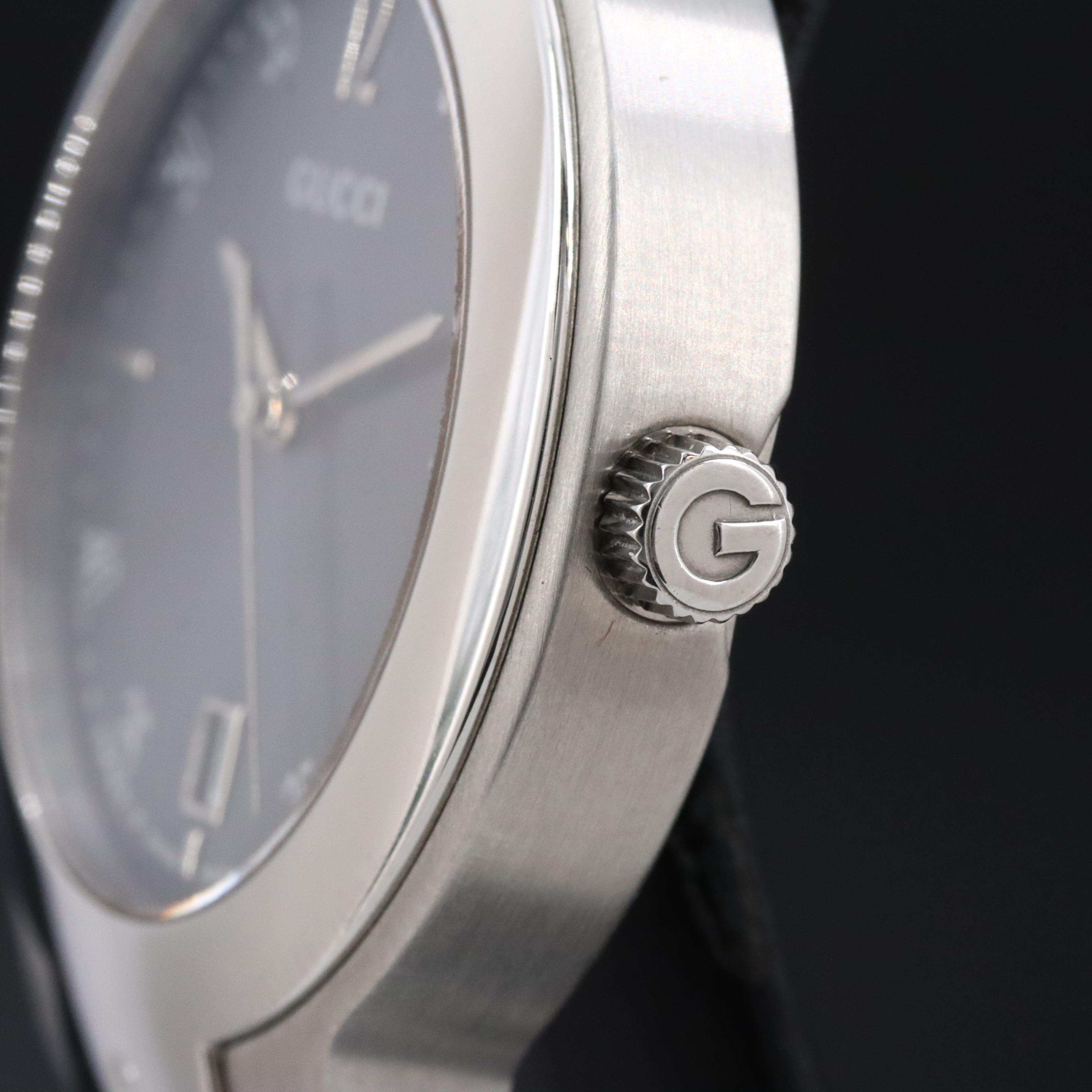 Gucci 8900M Watch