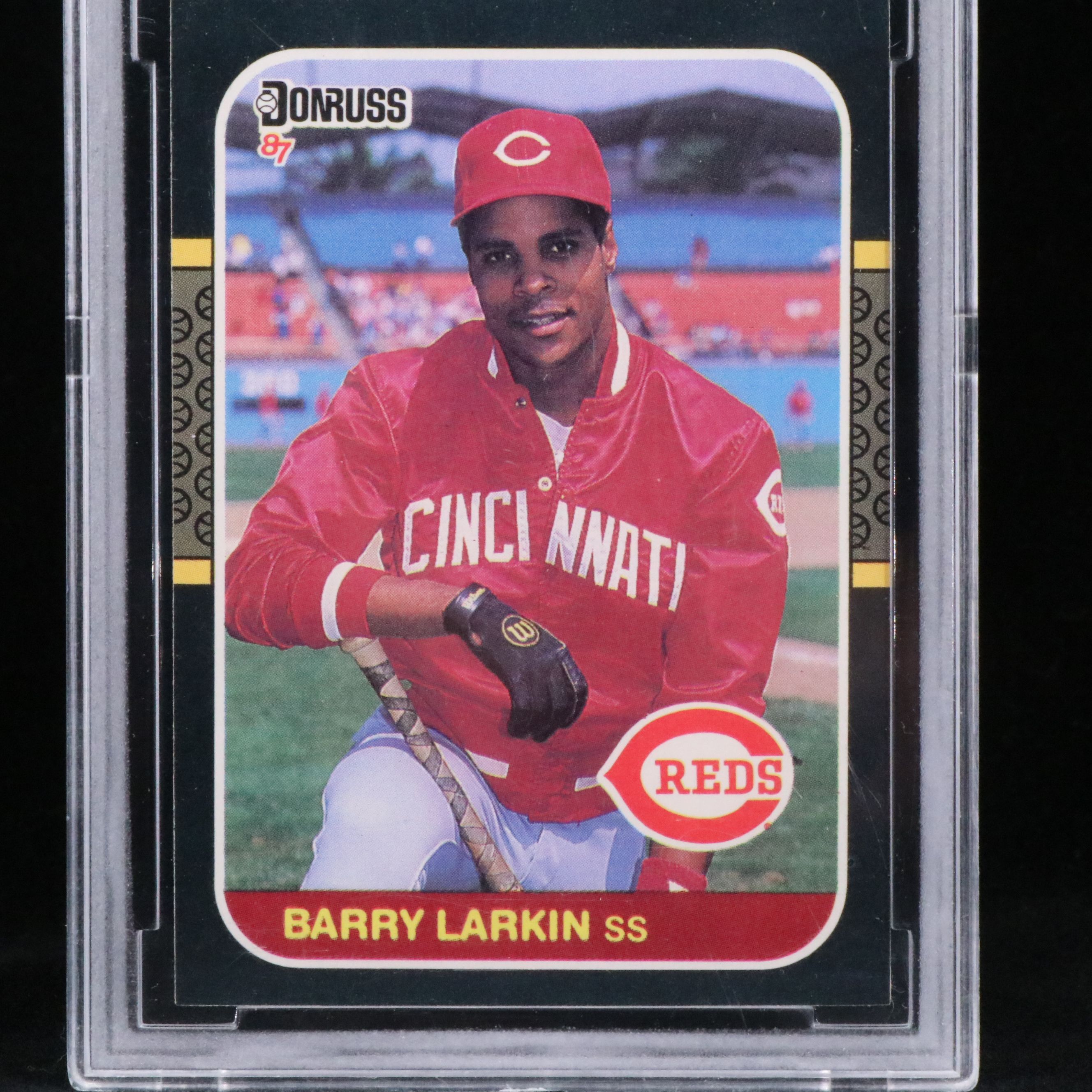 1987 Donruss Barry Larkin Cincinnati Reds Rookie Baseball Card Graded BCCG 10