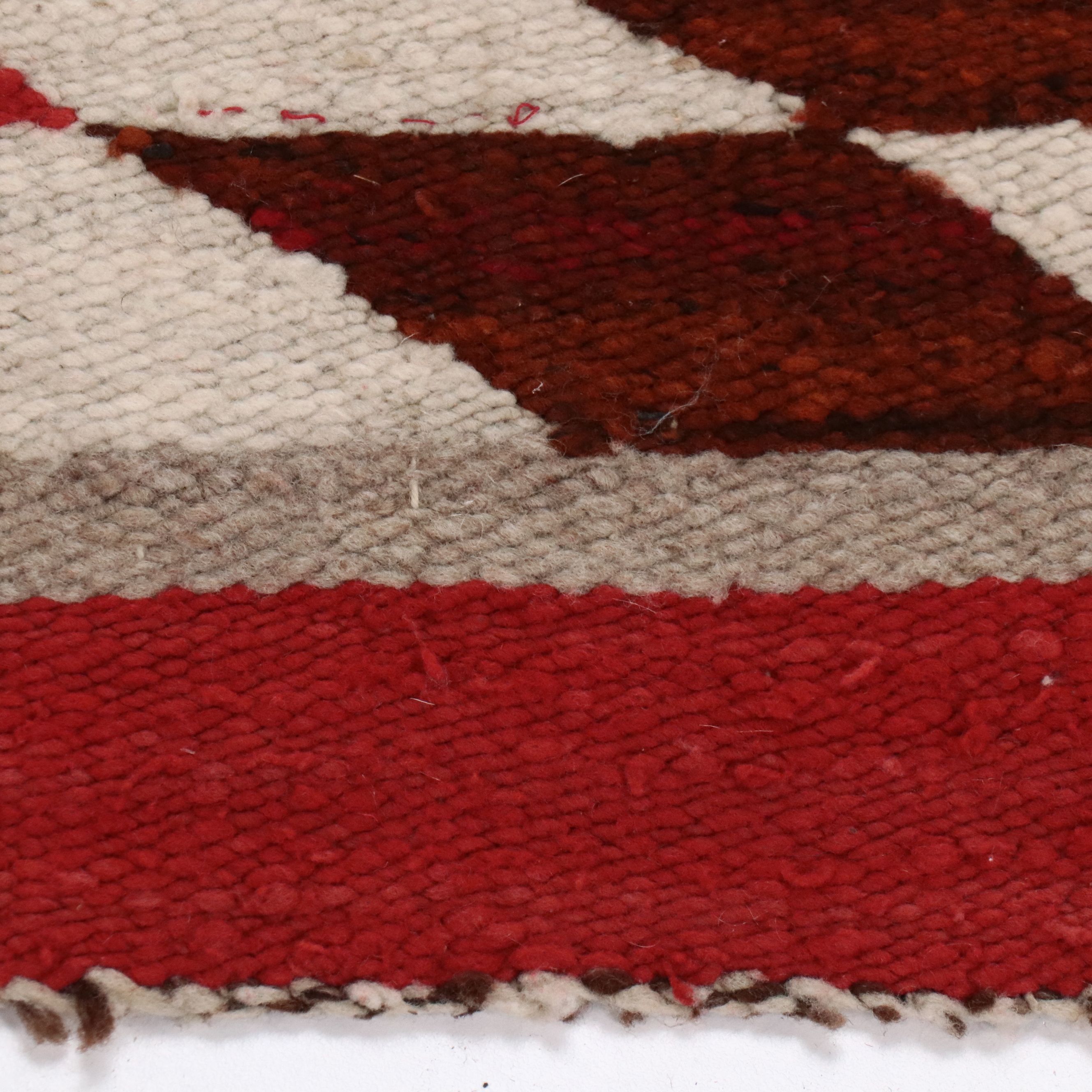 1'6 x 3'3 Handwoven Navajo Accent Rug