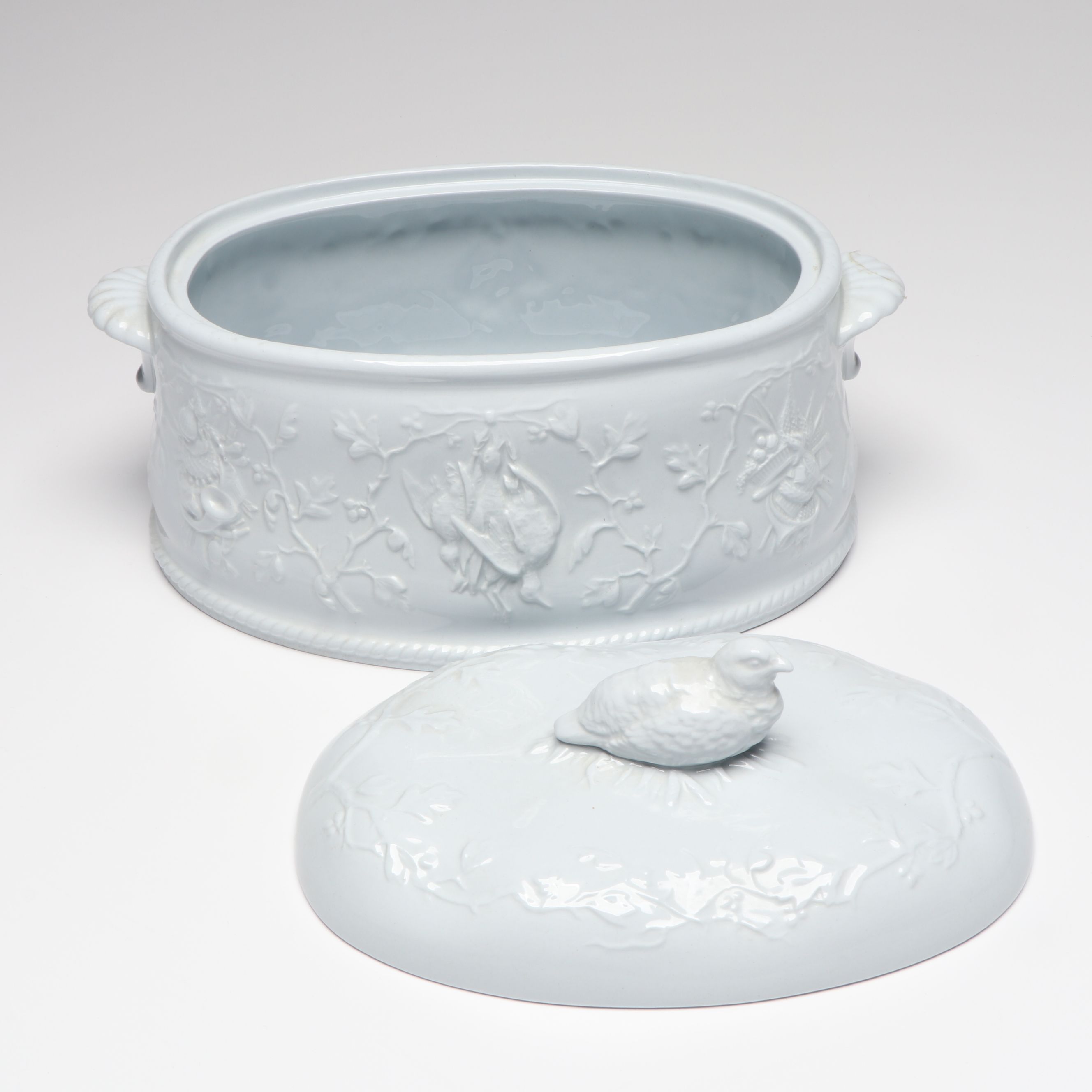 Spode "Henry IV" Ceramic Covered Casserole Dish