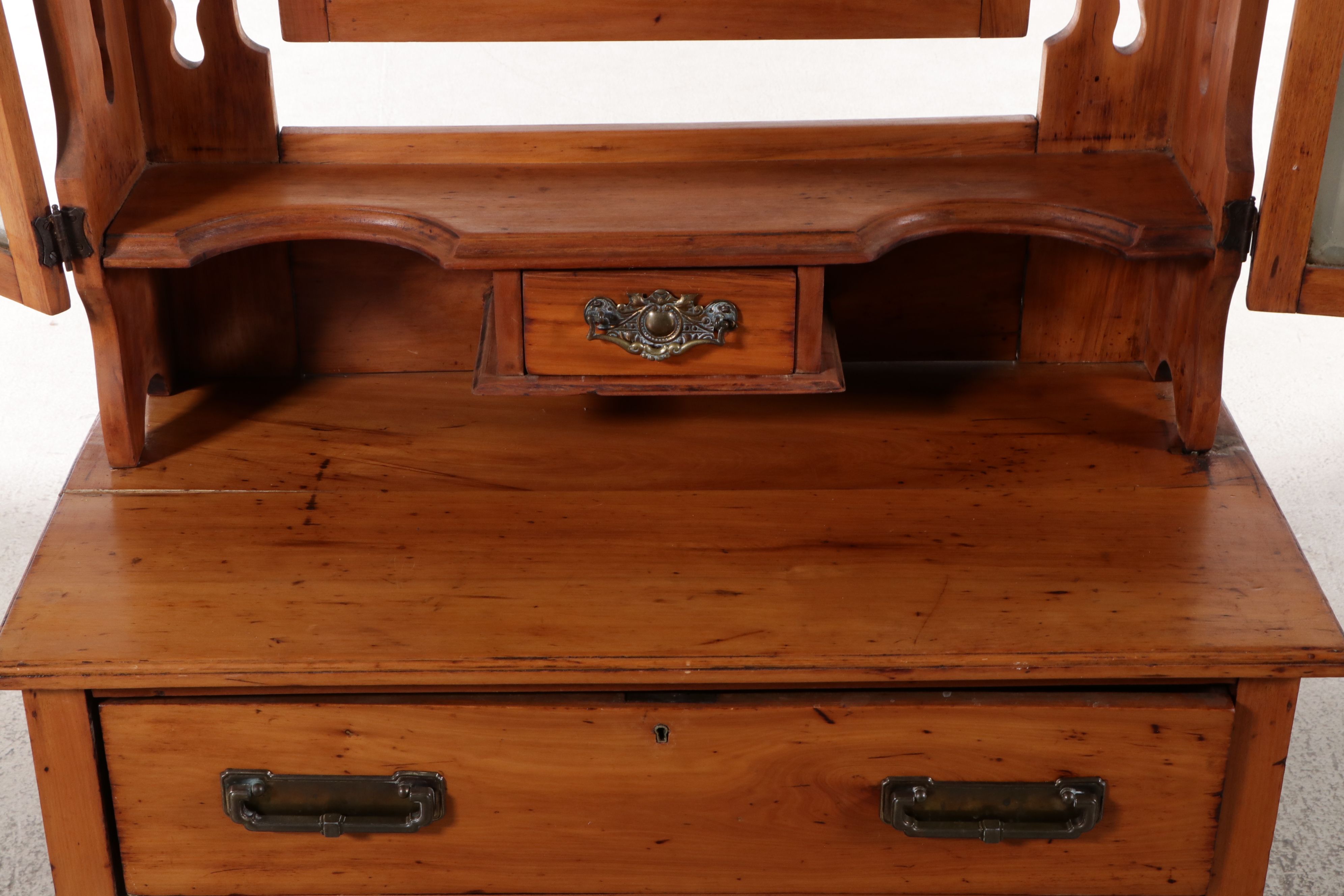 Victorian Eastlake Satinwood Tri-Fold Mirror Dresser, Late 19th/Early 20th C.