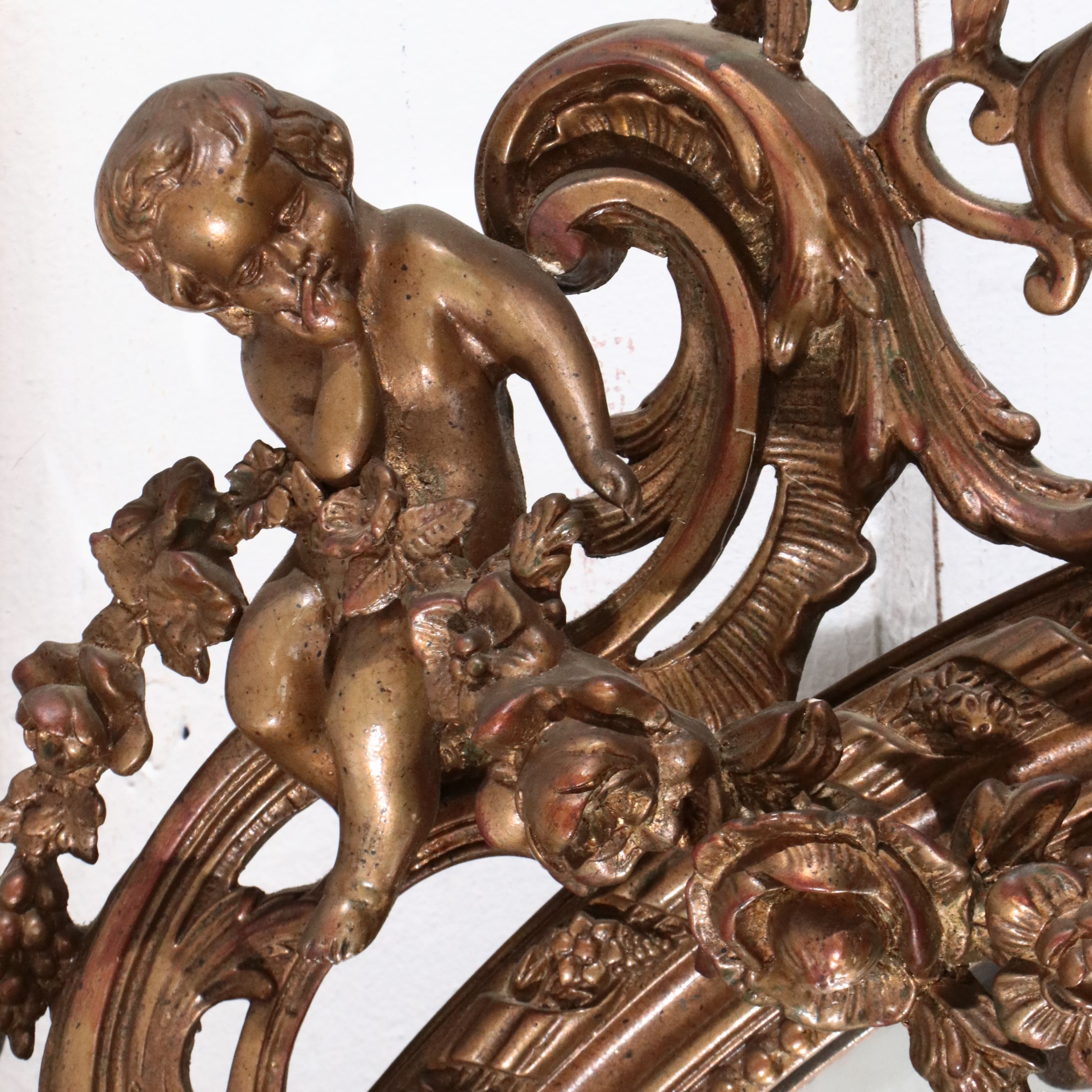 Napoleon III Carved Giltwood Oval Marginal Mirror, Late 19th Century