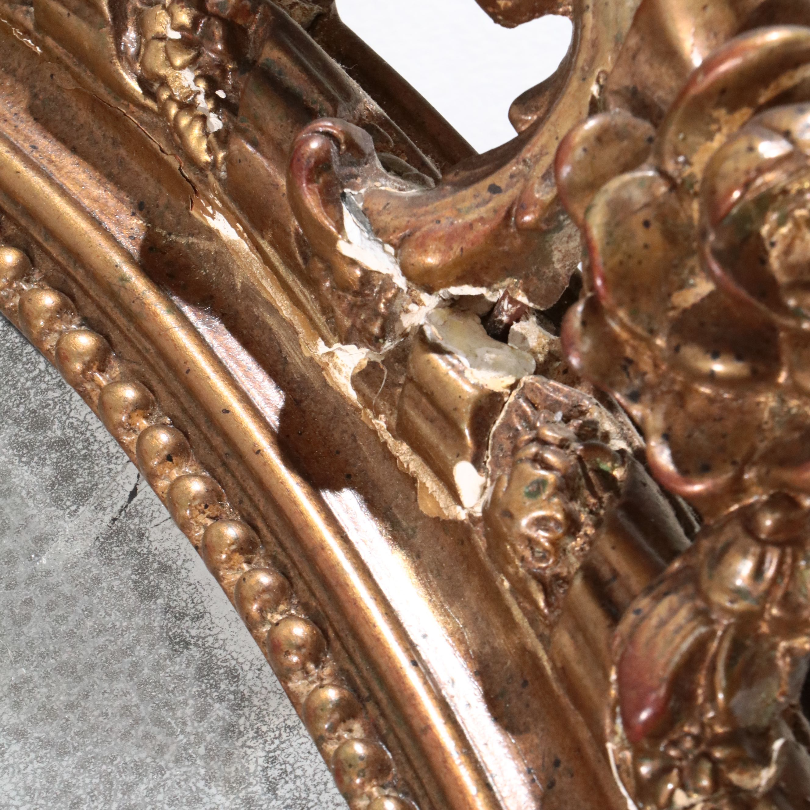 Napoleon III Carved Giltwood Oval Marginal Mirror, Late 19th Century