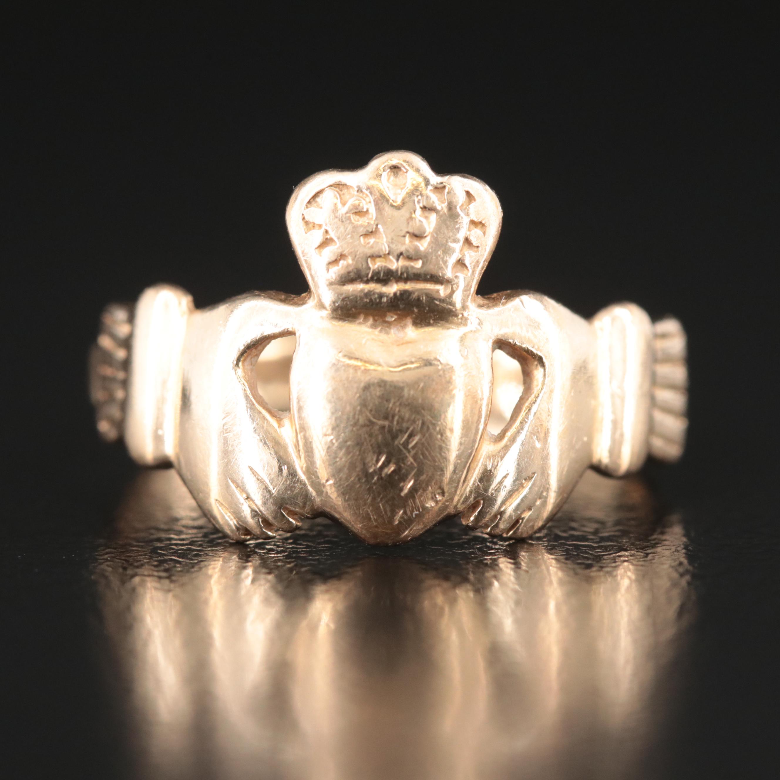 14K Claddagh Ring