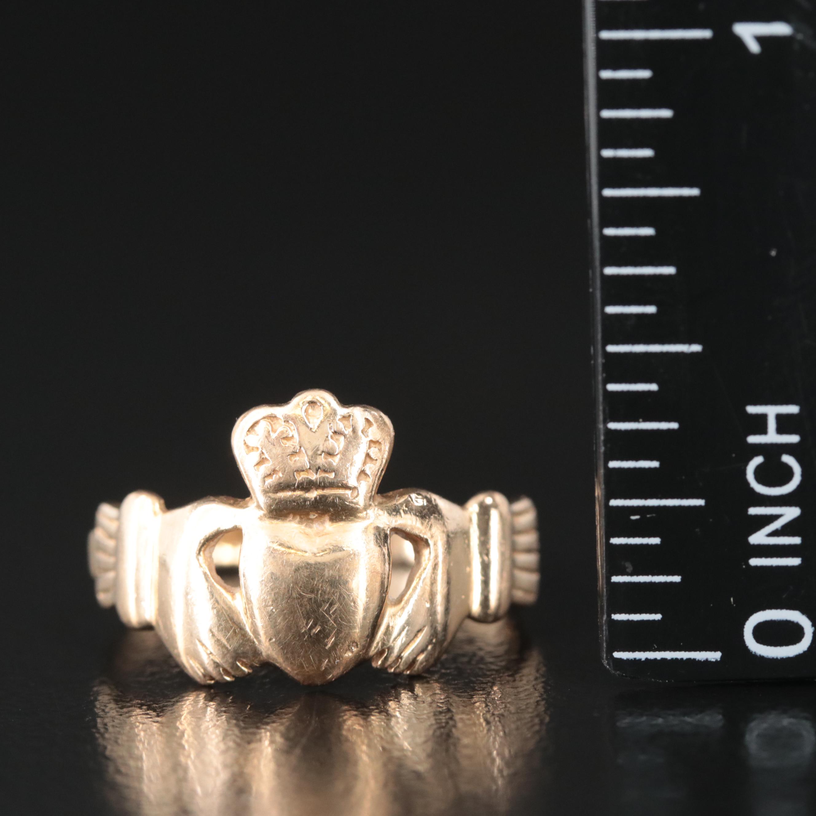 14K Claddagh Ring