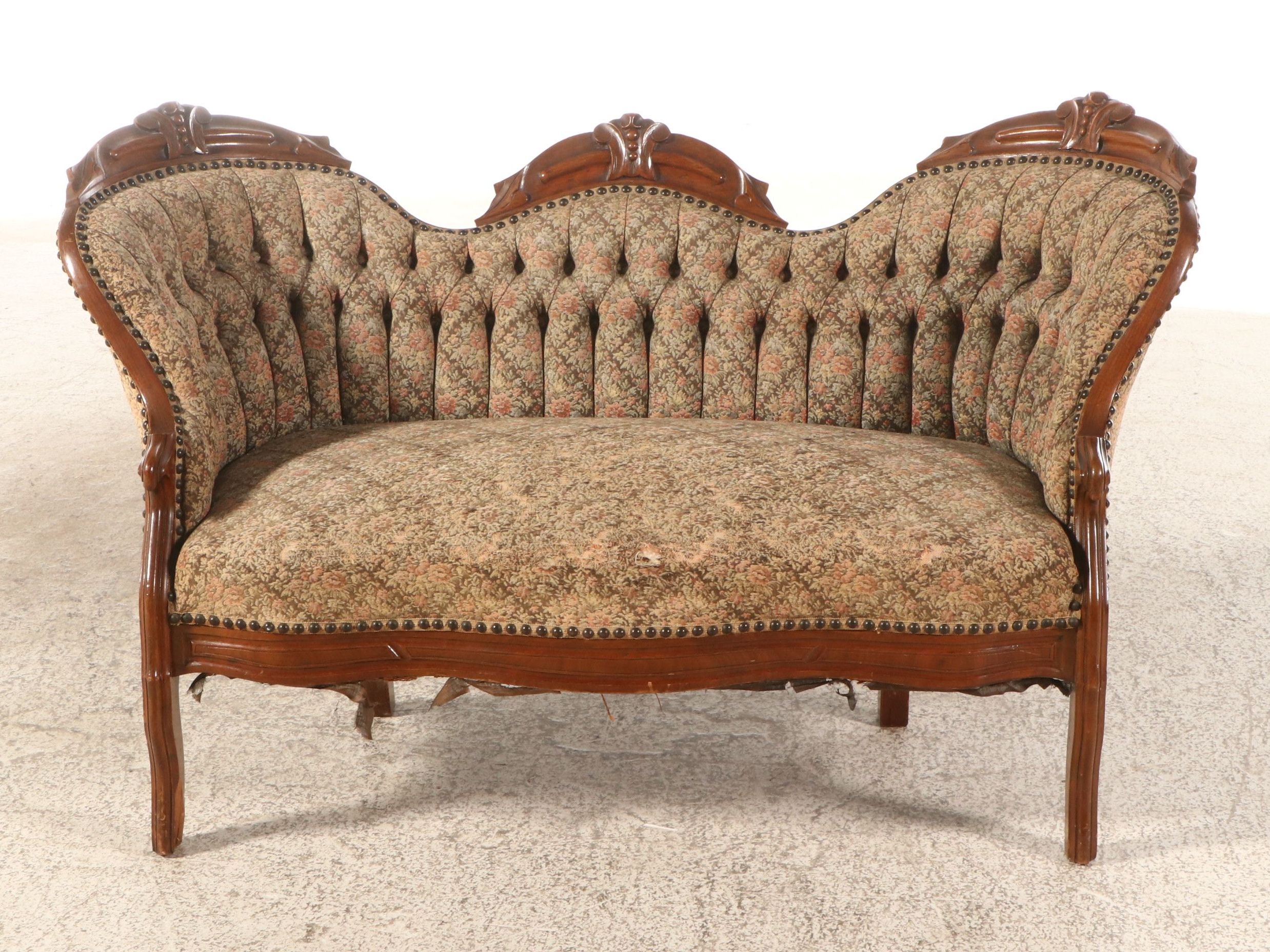 Victorian Button Tufted Settee