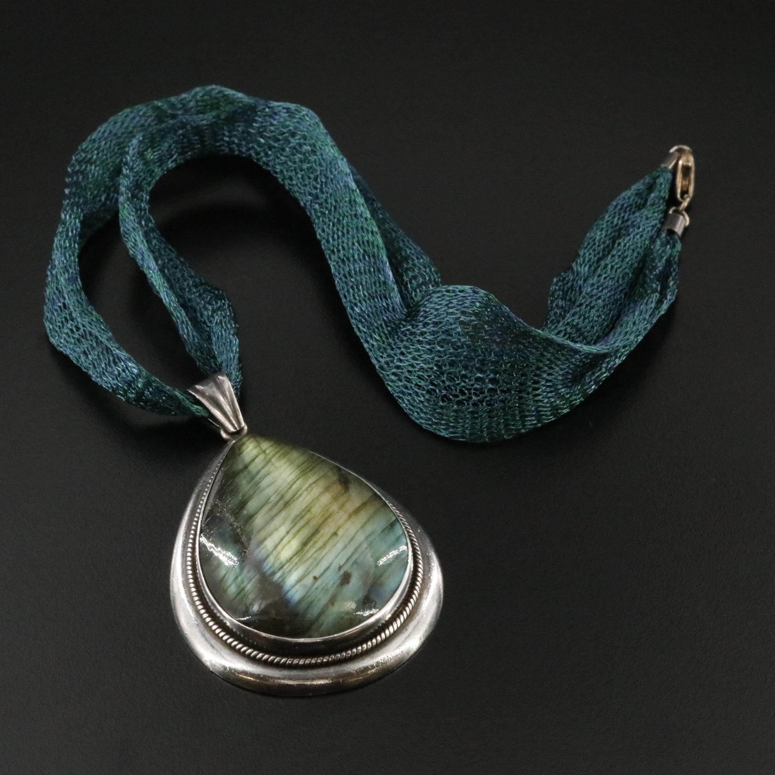Sterling Labradorite Pendant Necklace