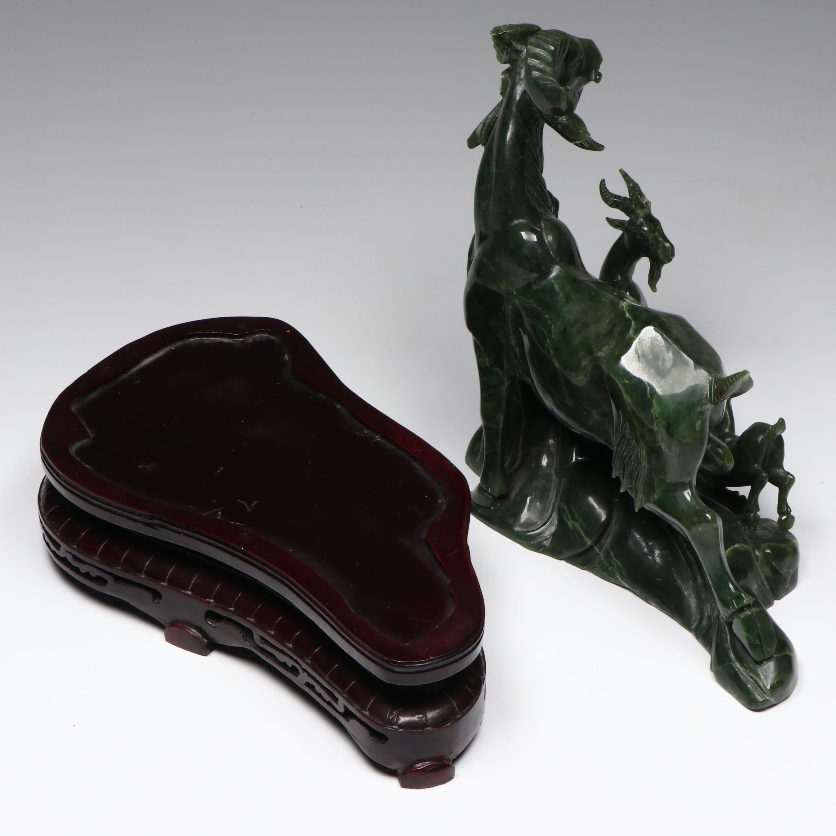 Chinese Carved Nephrite Mountain Goats Figural Group