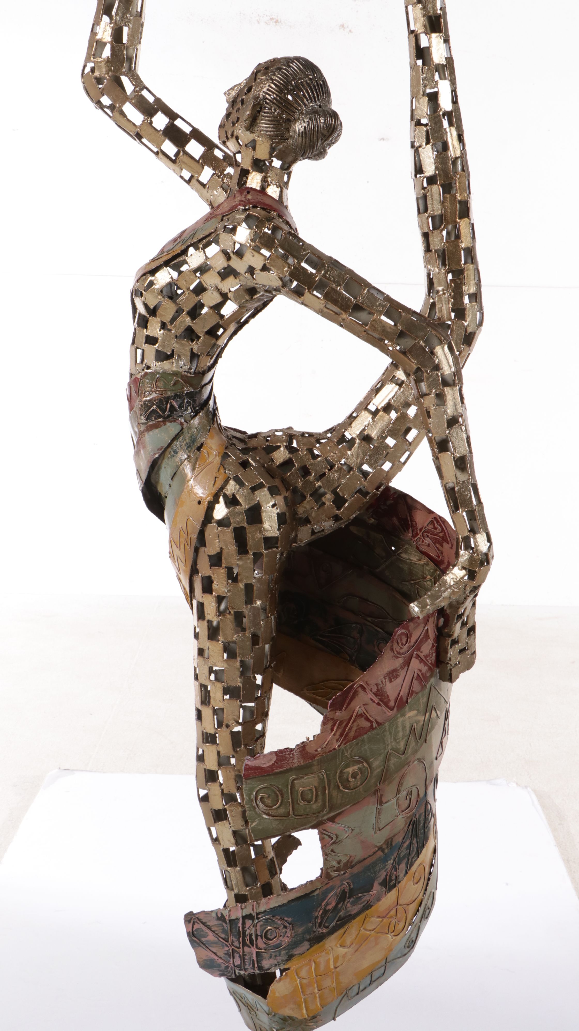 Lifesize Artmax Abstract Metal and Enamel Sculptural Floor Lamp