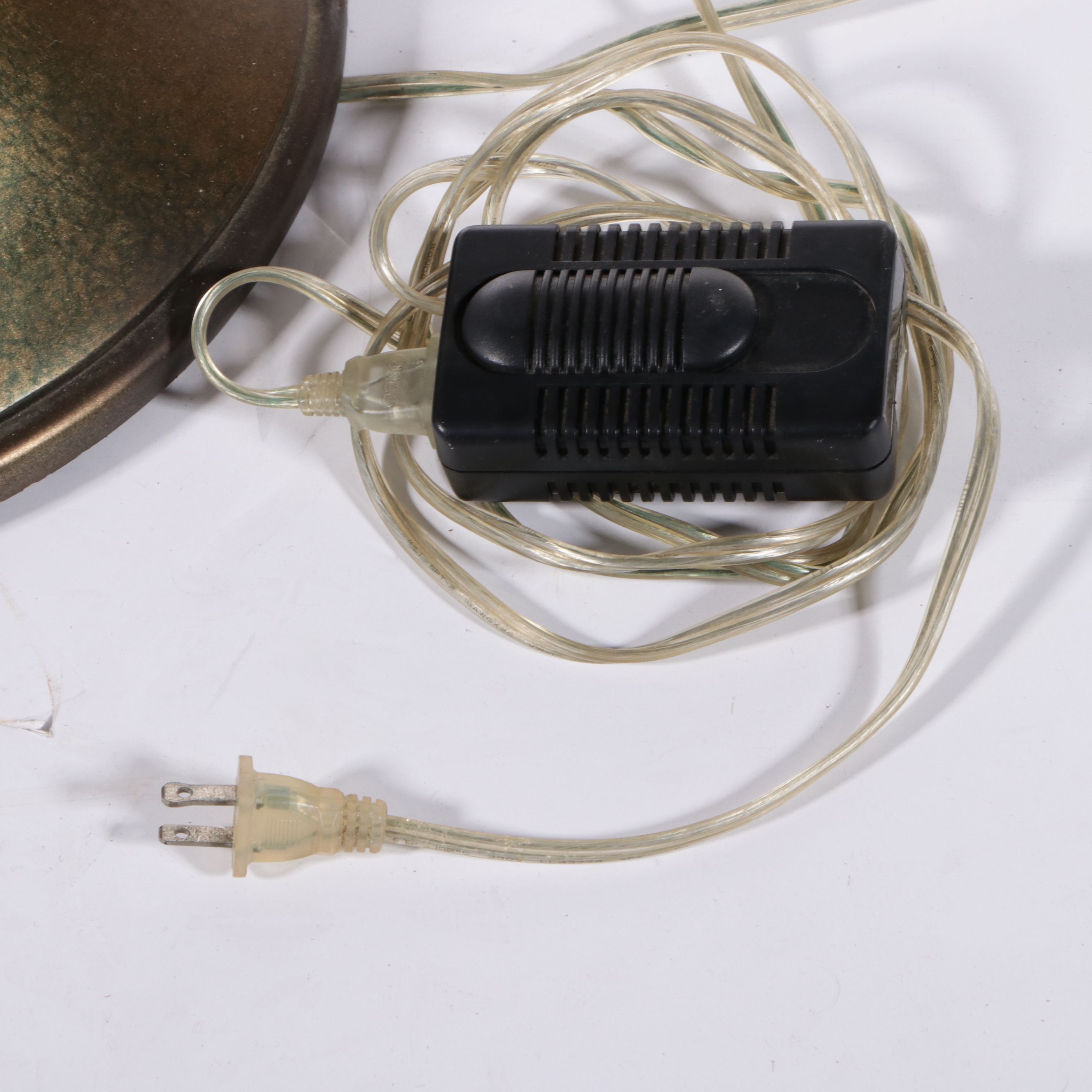 Lifesize Artmax Abstract Metal and Enamel Sculptural Floor Lamp