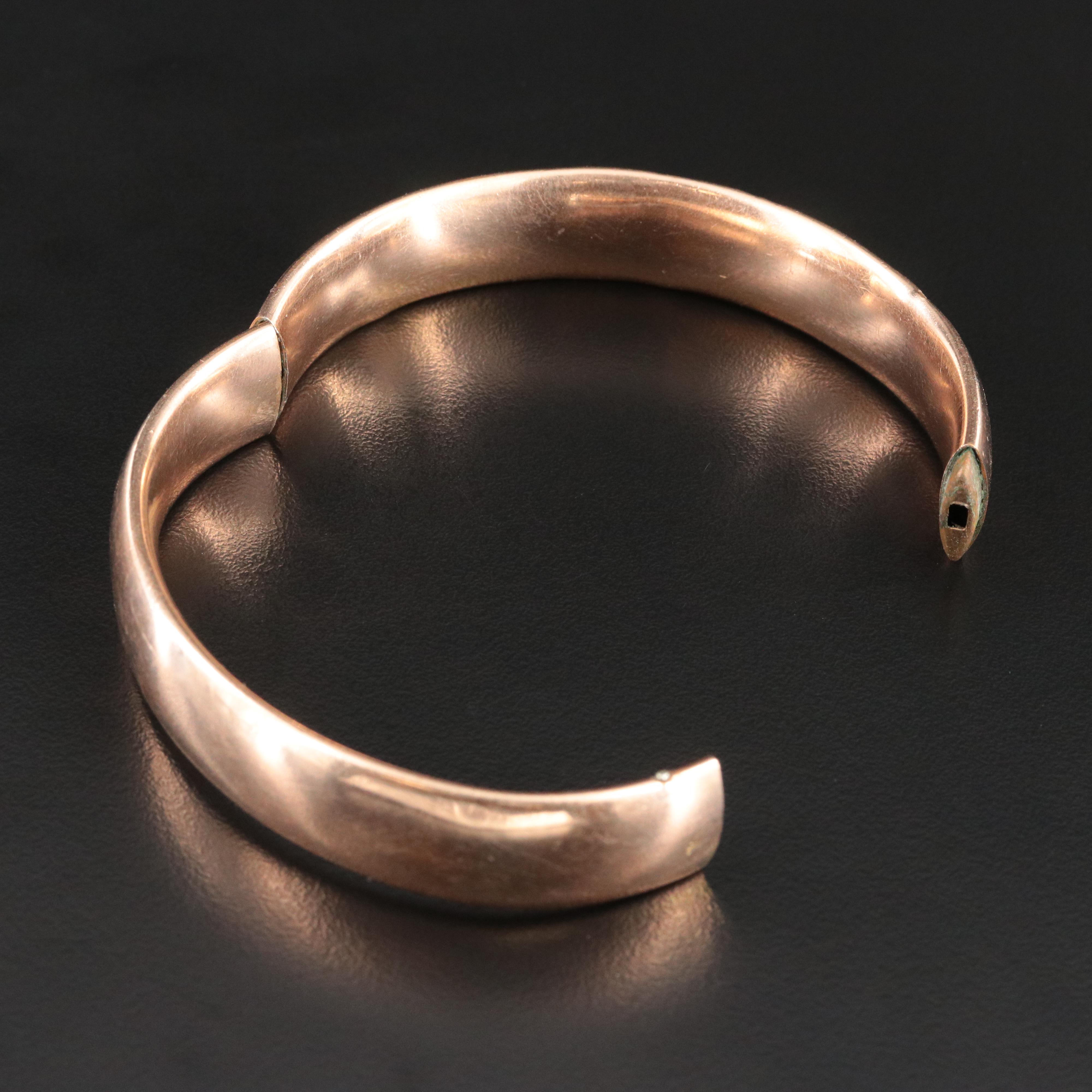 Vintage Floral Hinged Bangle