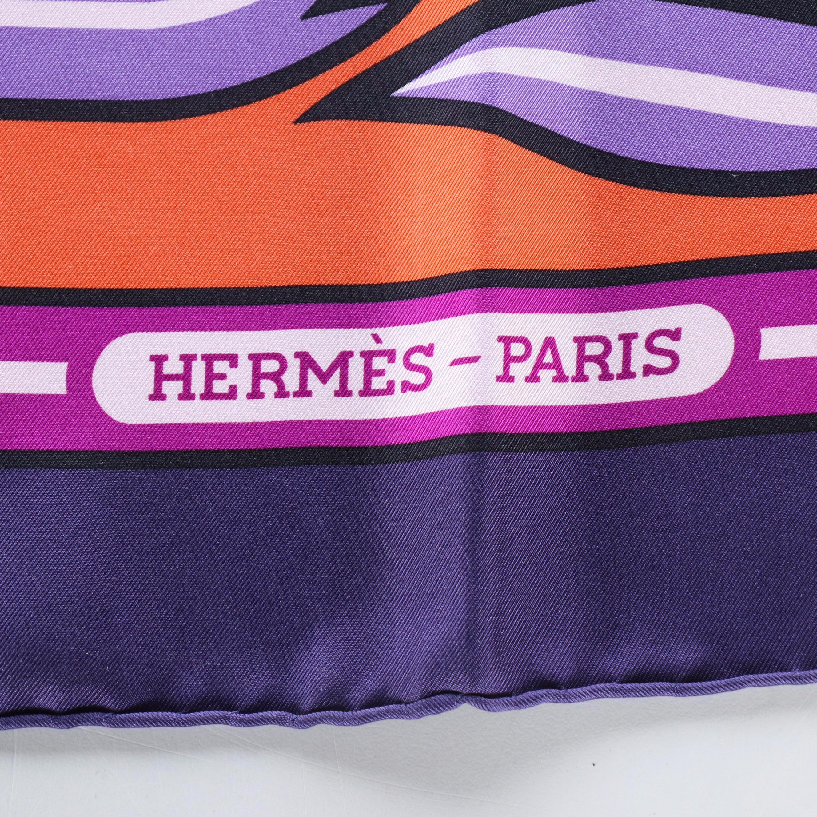 Hermès "Quadrige" Silk Twill Scarf 90 in Box