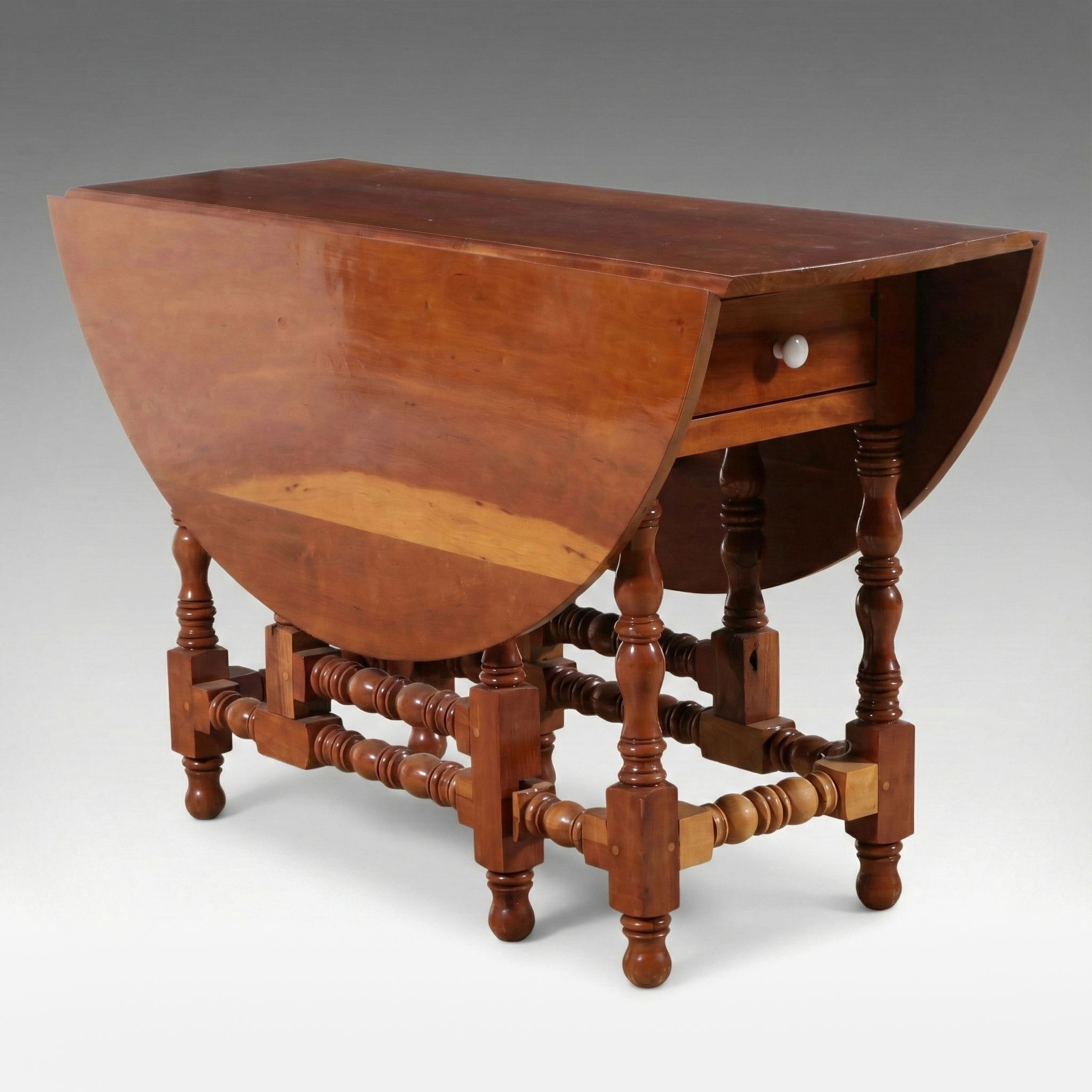 William and Mary Style Gate-Leg Table