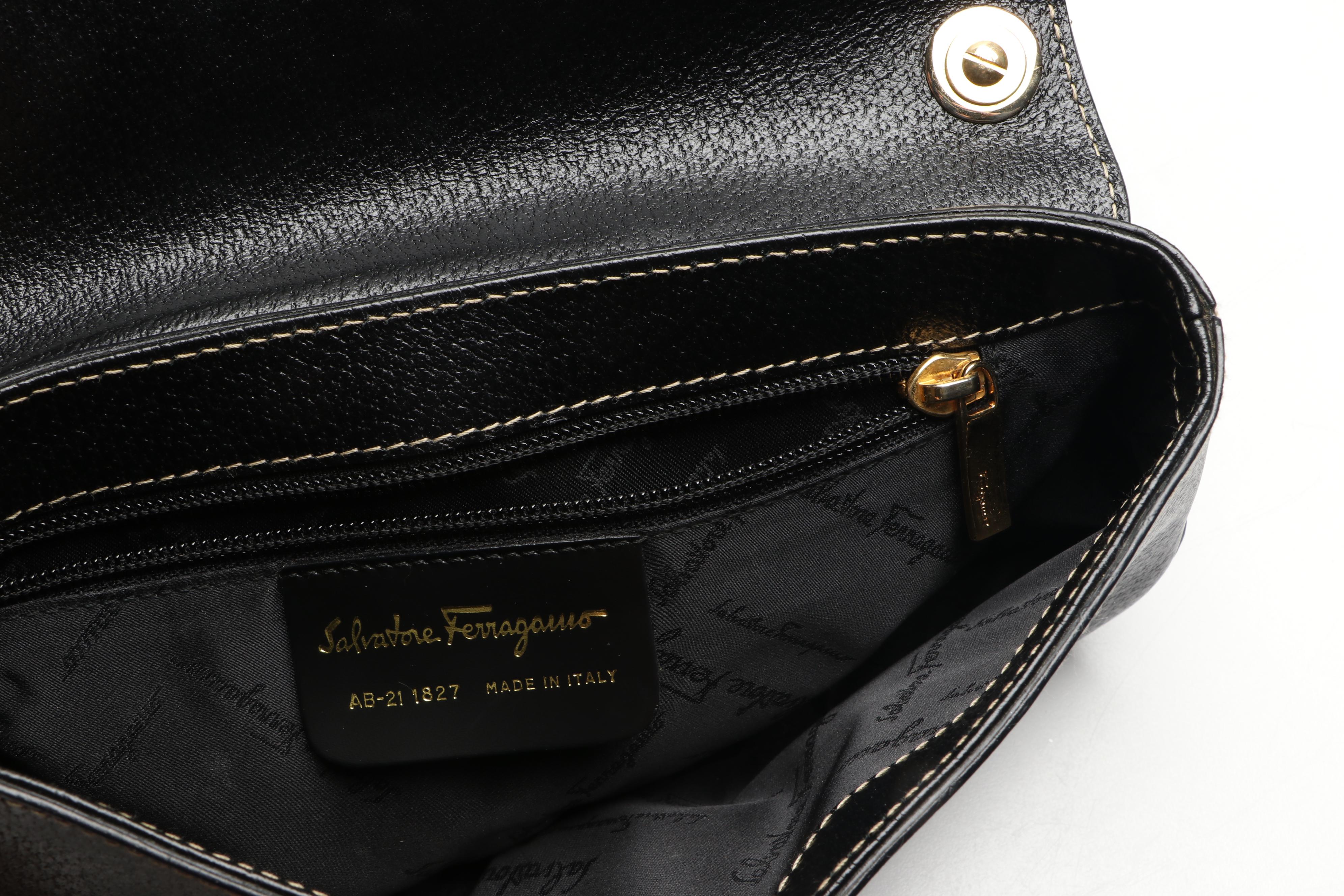 Salvatore Ferragamo Gancini Buckle Shoulder Bag in Black Leather