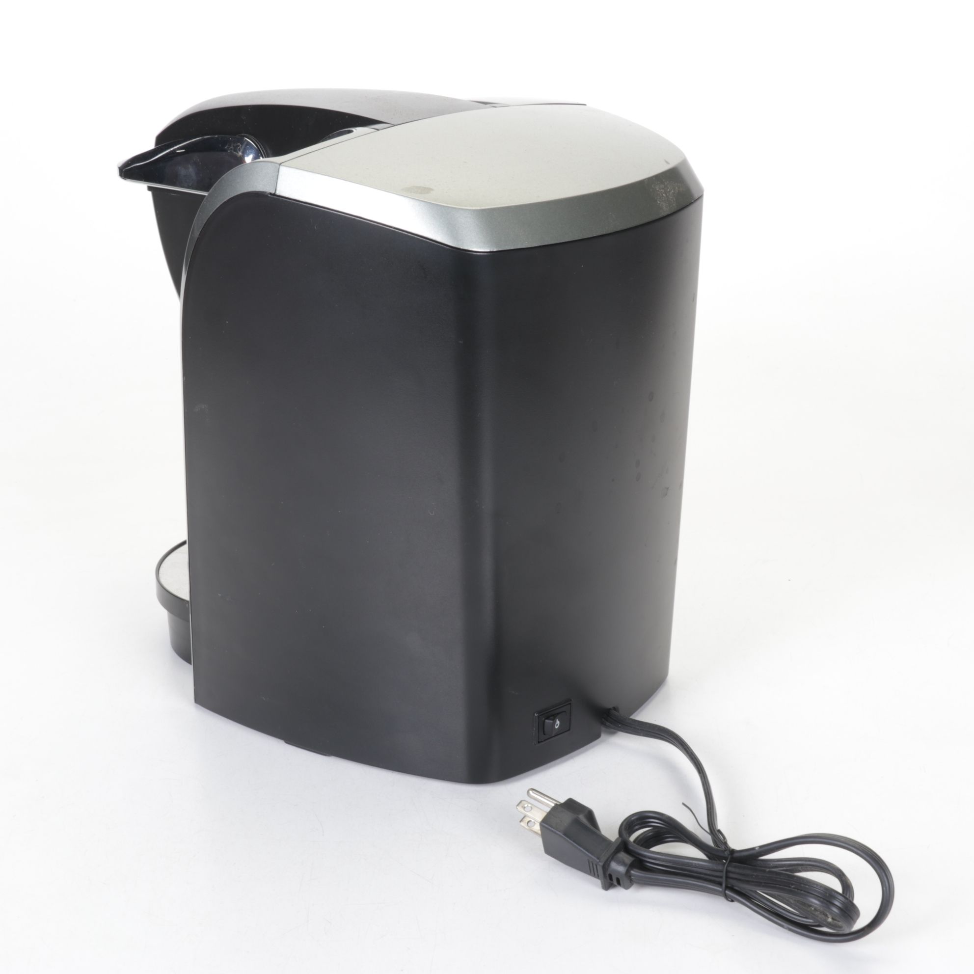 Kuerig Platinum Coffee Brewer & Breville Four Slice Toaster