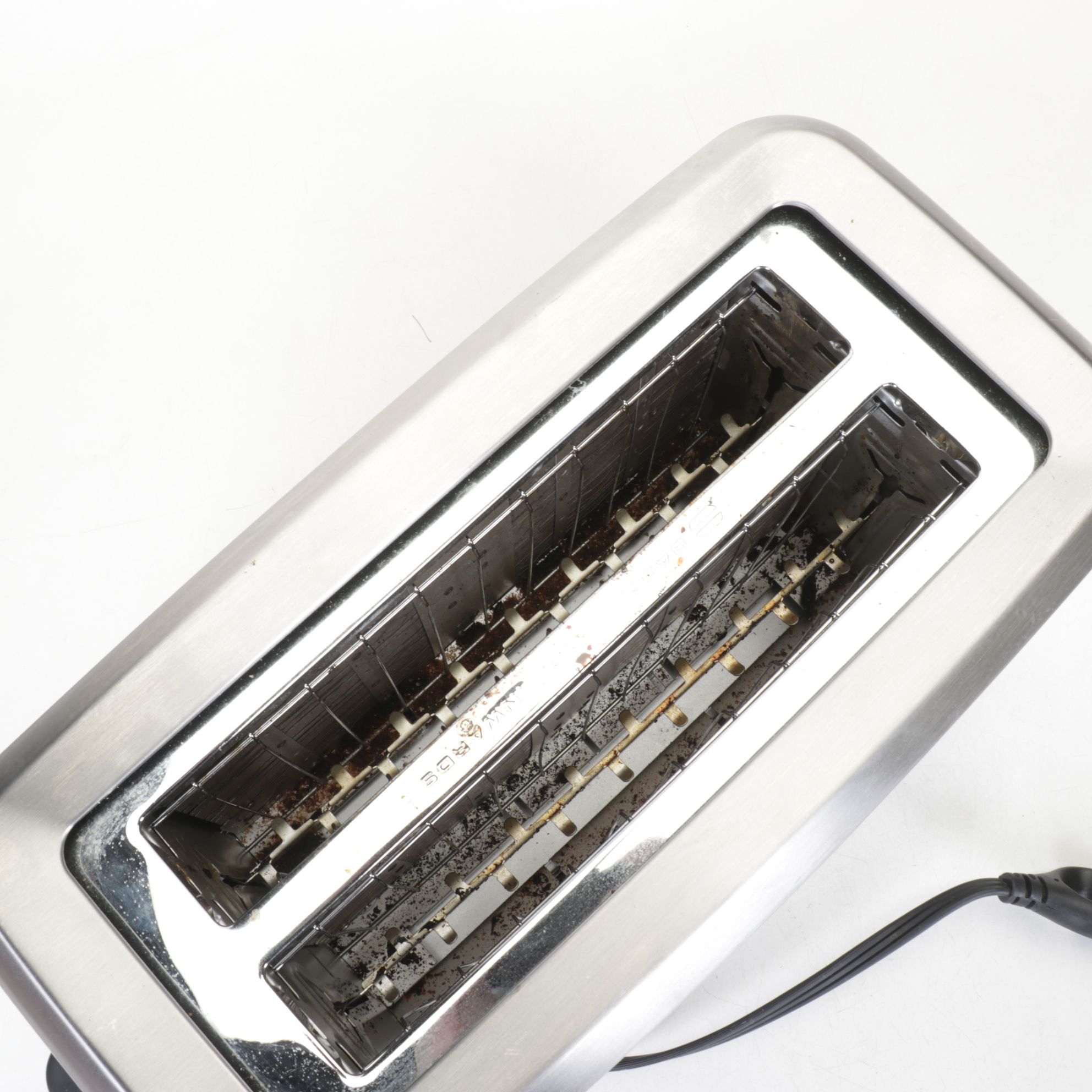 Kuerig Platinum Coffee Brewer & Breville Four Slice Toaster