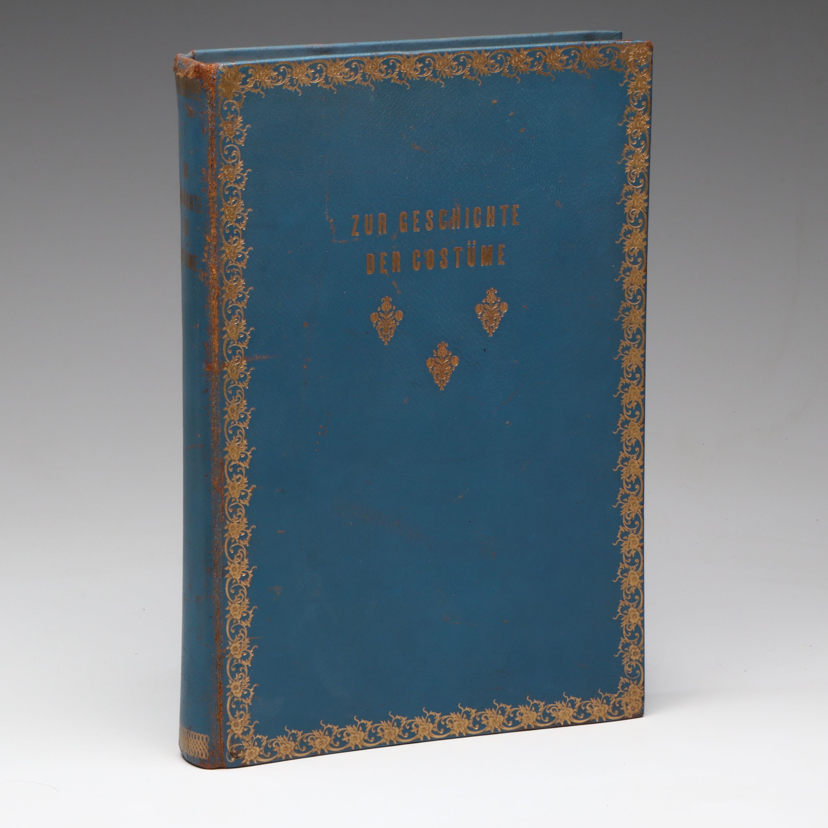 "Zur Geschichte der Kostüme" by Louis Braun et al., Late 19th Century