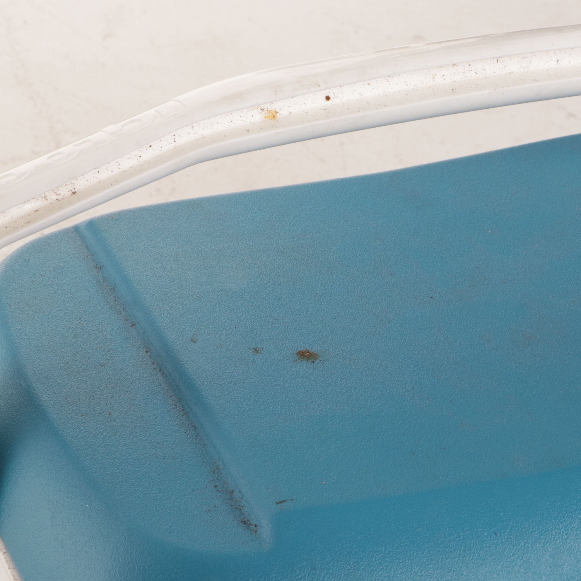 Igloo "Contour 30" and Rolling "Latitude 62" Coolers