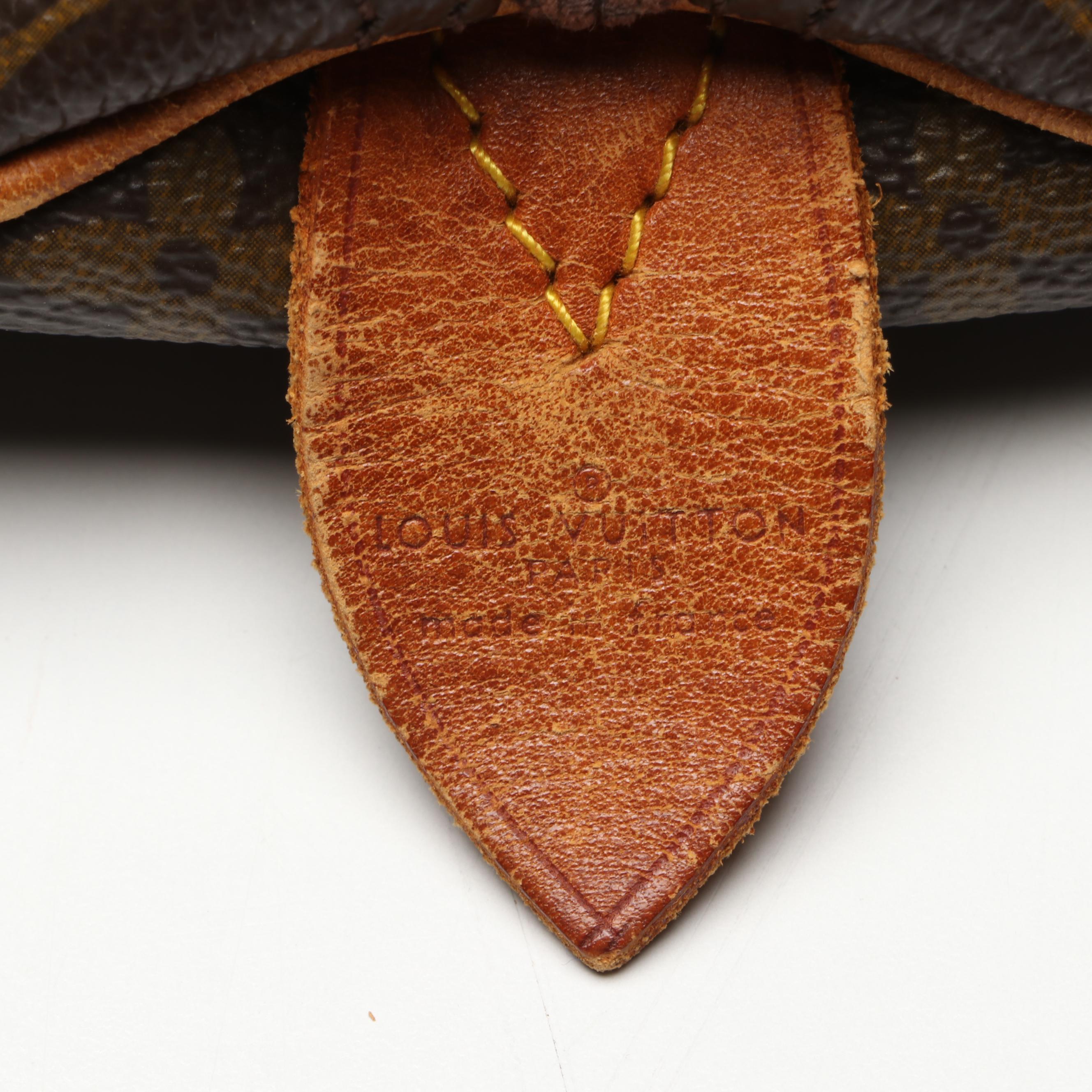 Louis Vuitton Speedy 40 in Monogram Canvas and Vachetta Leather