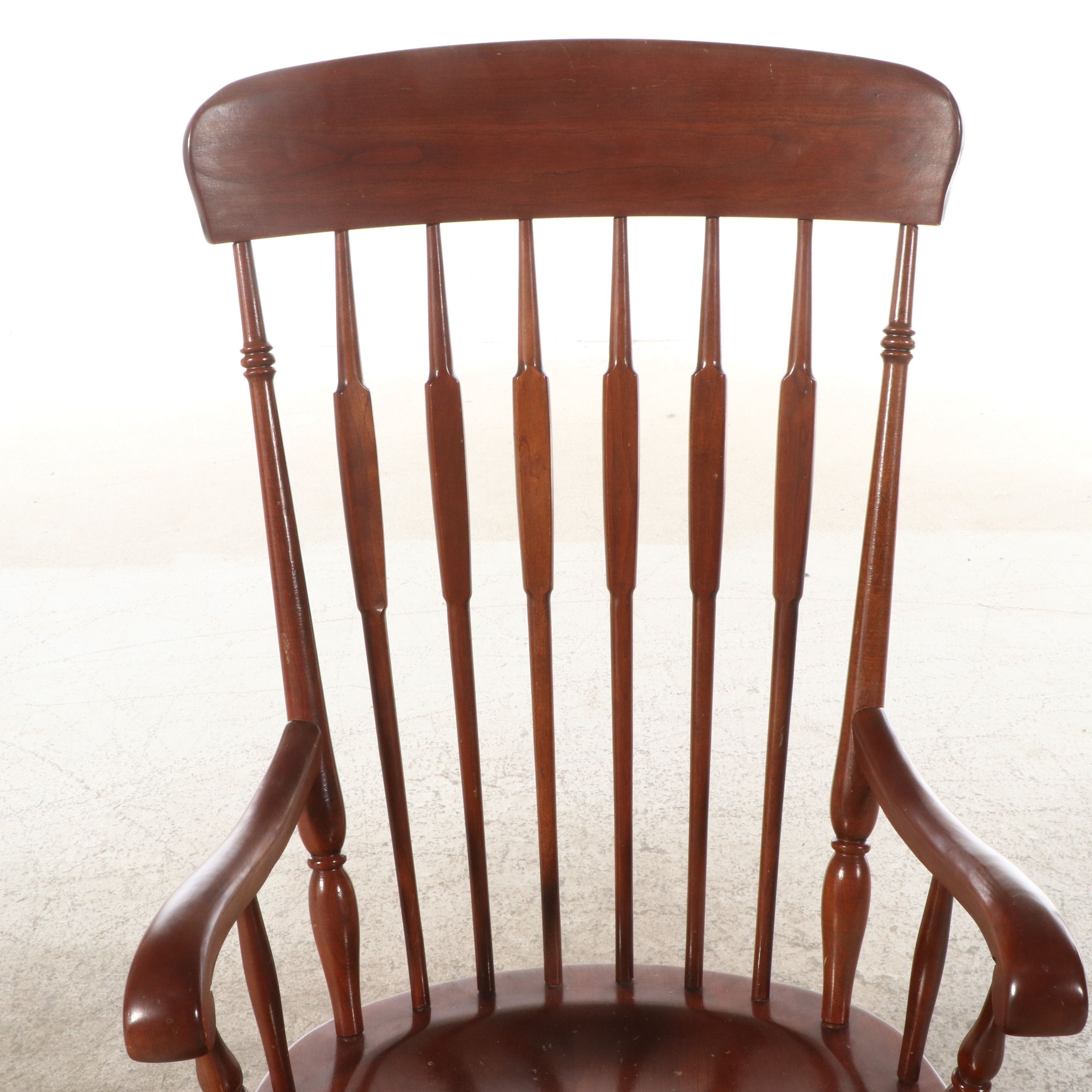 American Colonial Style Cherry Windsor Rocking Chair, Mid to Late 20th Century