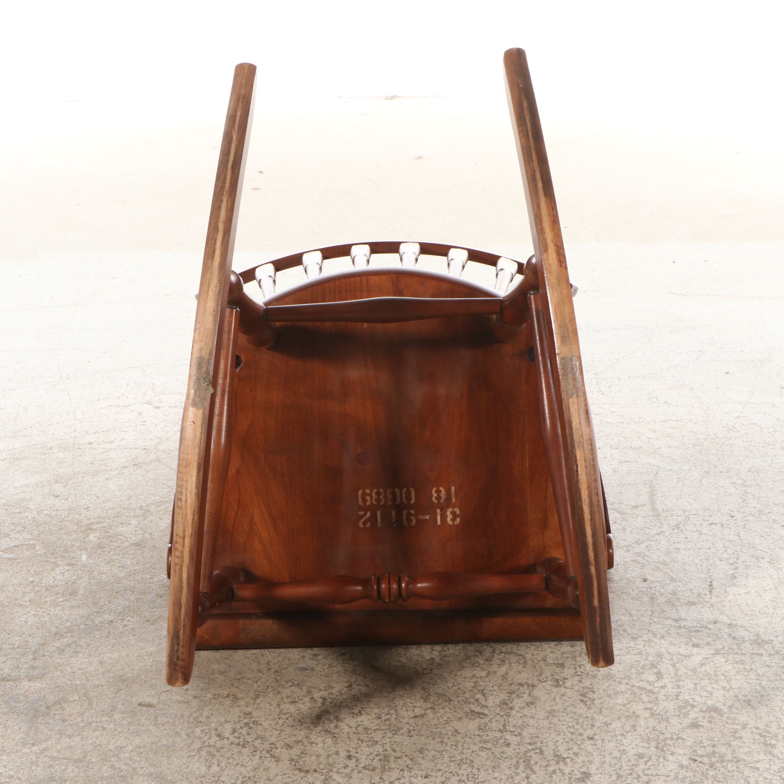 American Colonial Style Cherry Windsor Rocking Chair, Mid to Late 20th Century