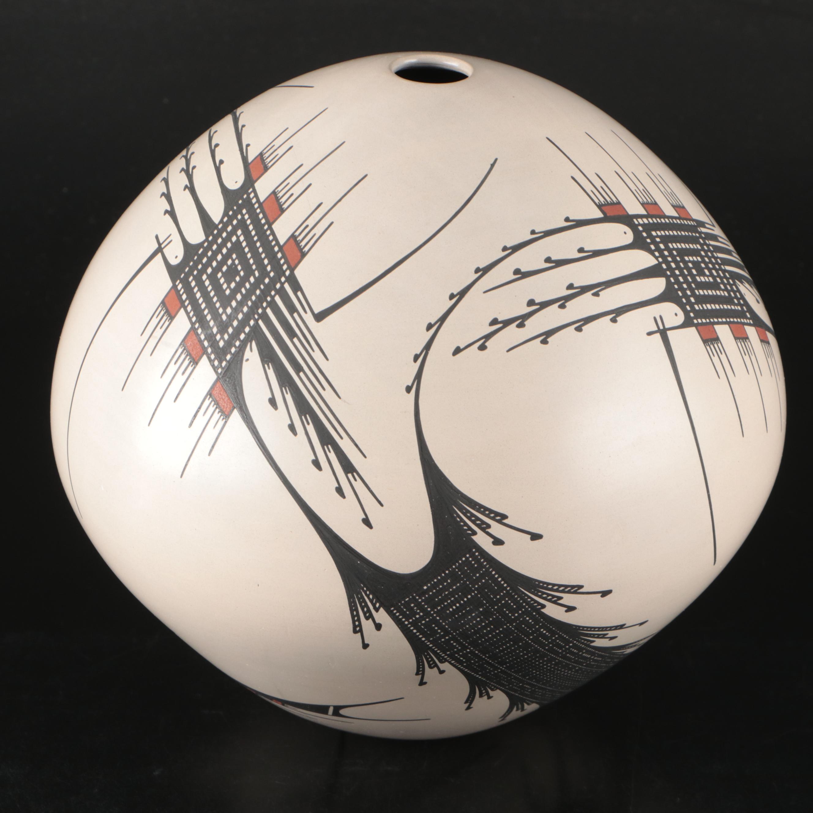 Mauro Quezada Mata Ortiz Pottery Polychrome Pot