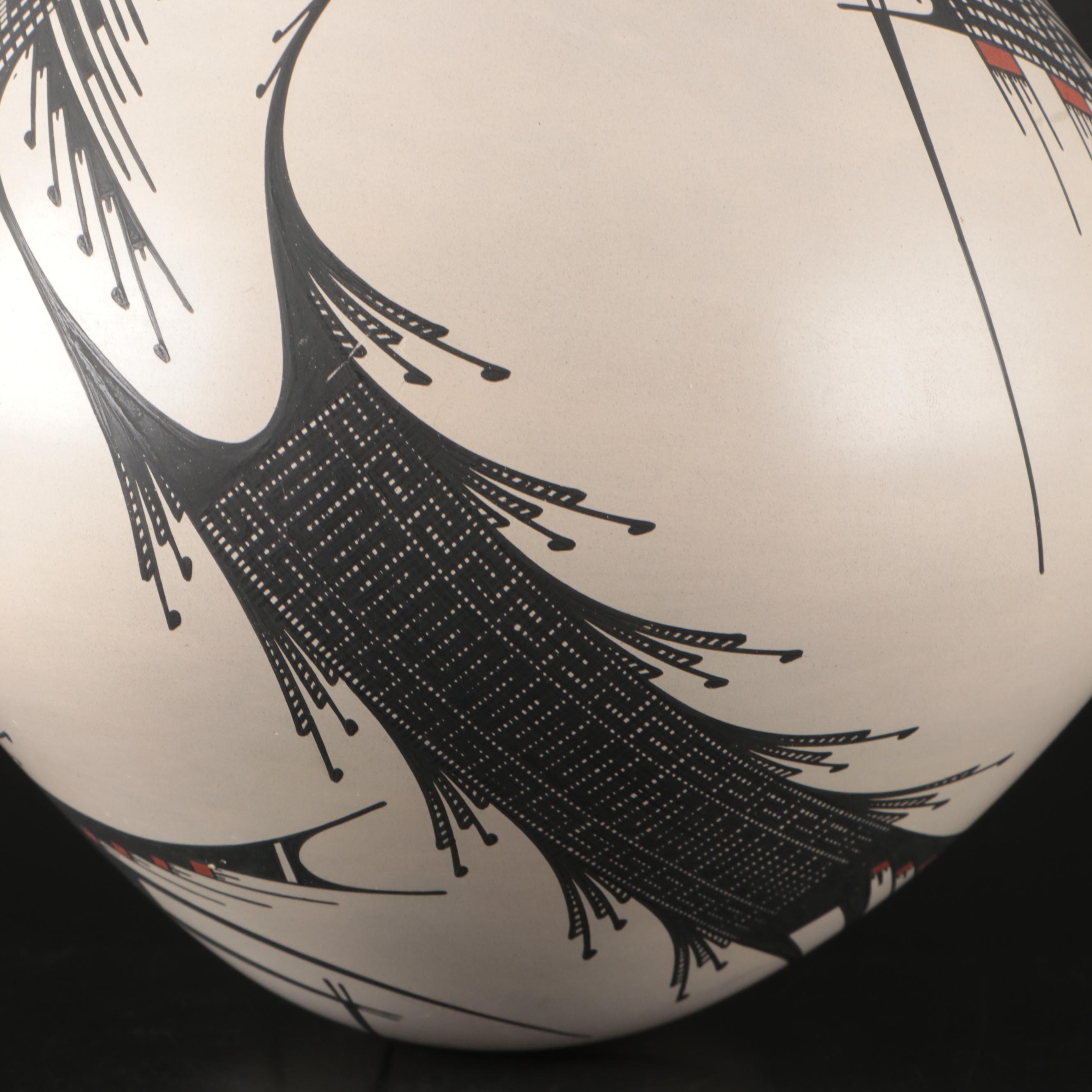 Mauro Quezada Mata Ortiz Pottery Polychrome Pot