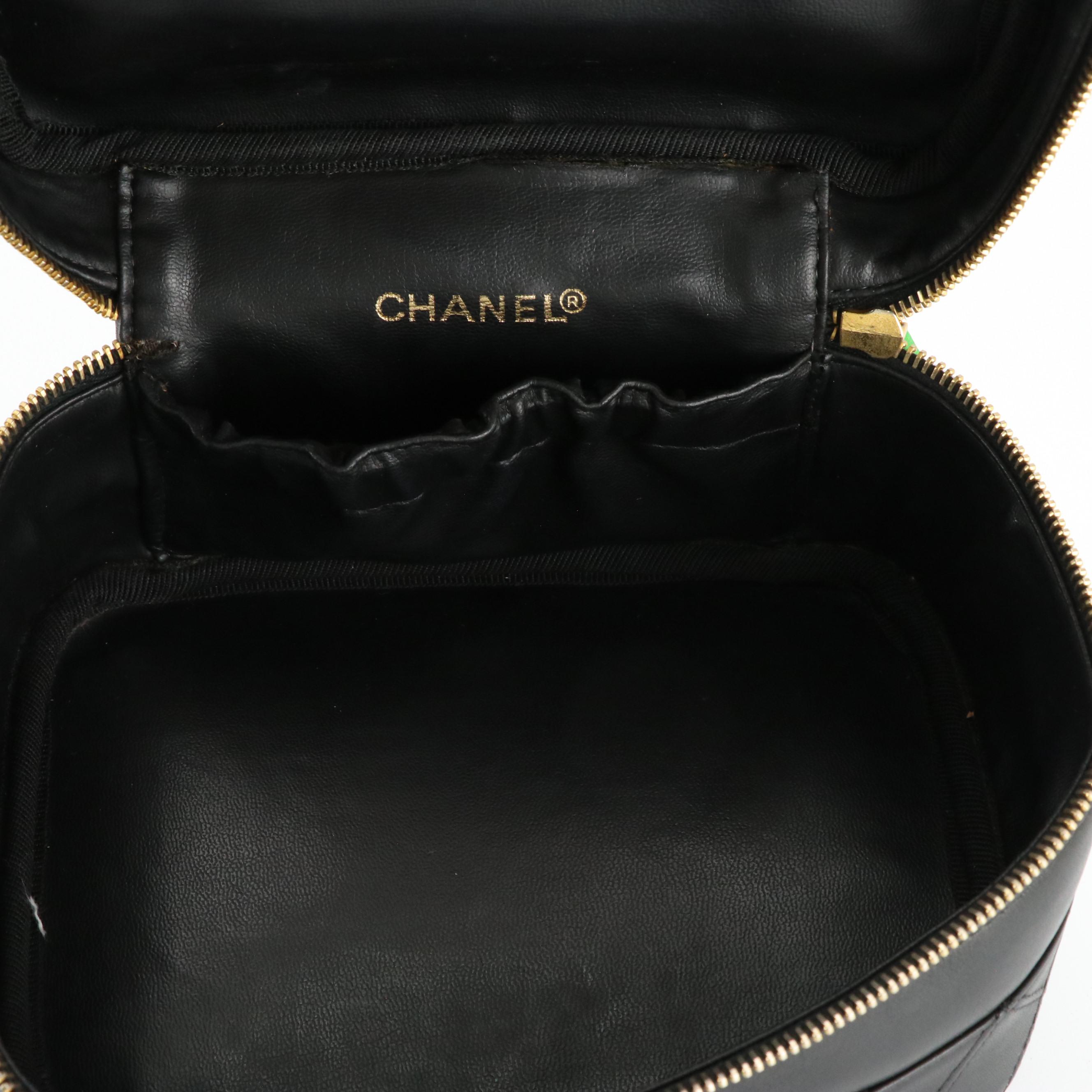 Chanel Zip-Around Vanity Bag in Black Leather with Quilted Trim