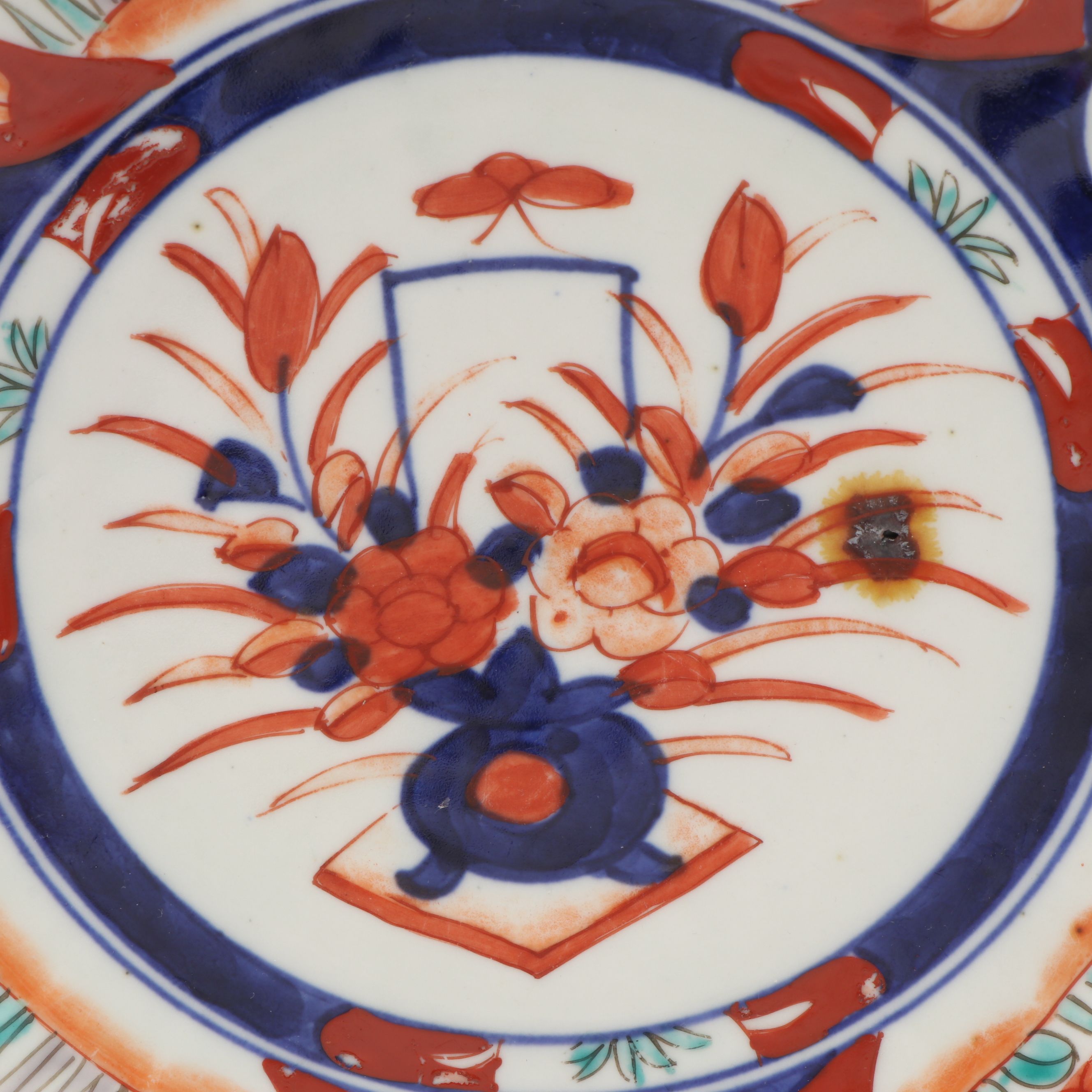 Japanese Imari Hand-Painted Porcelain Charger with Scalloped Border