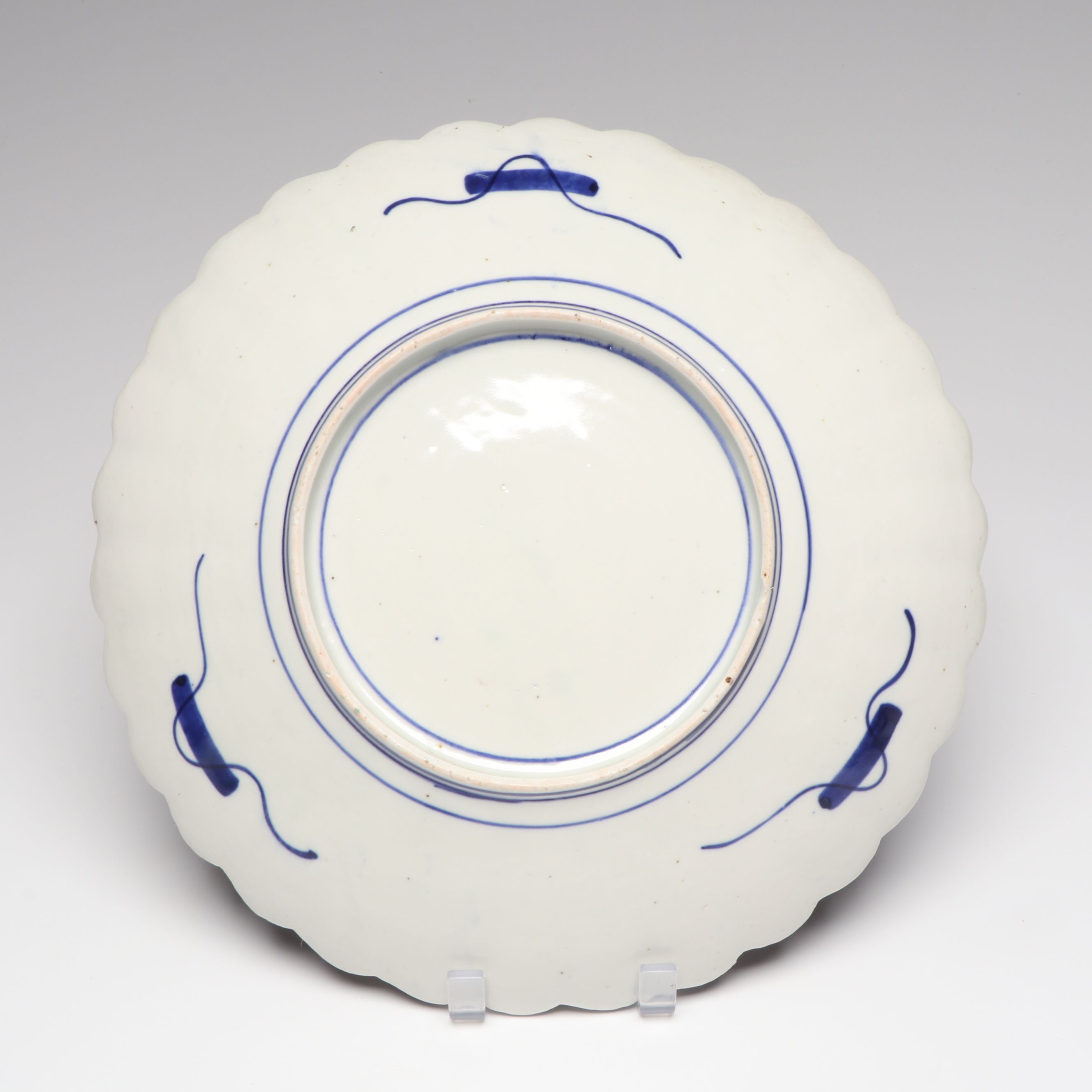 Japanese Imari Hand-Painted Porcelain Charger with Scalloped Border