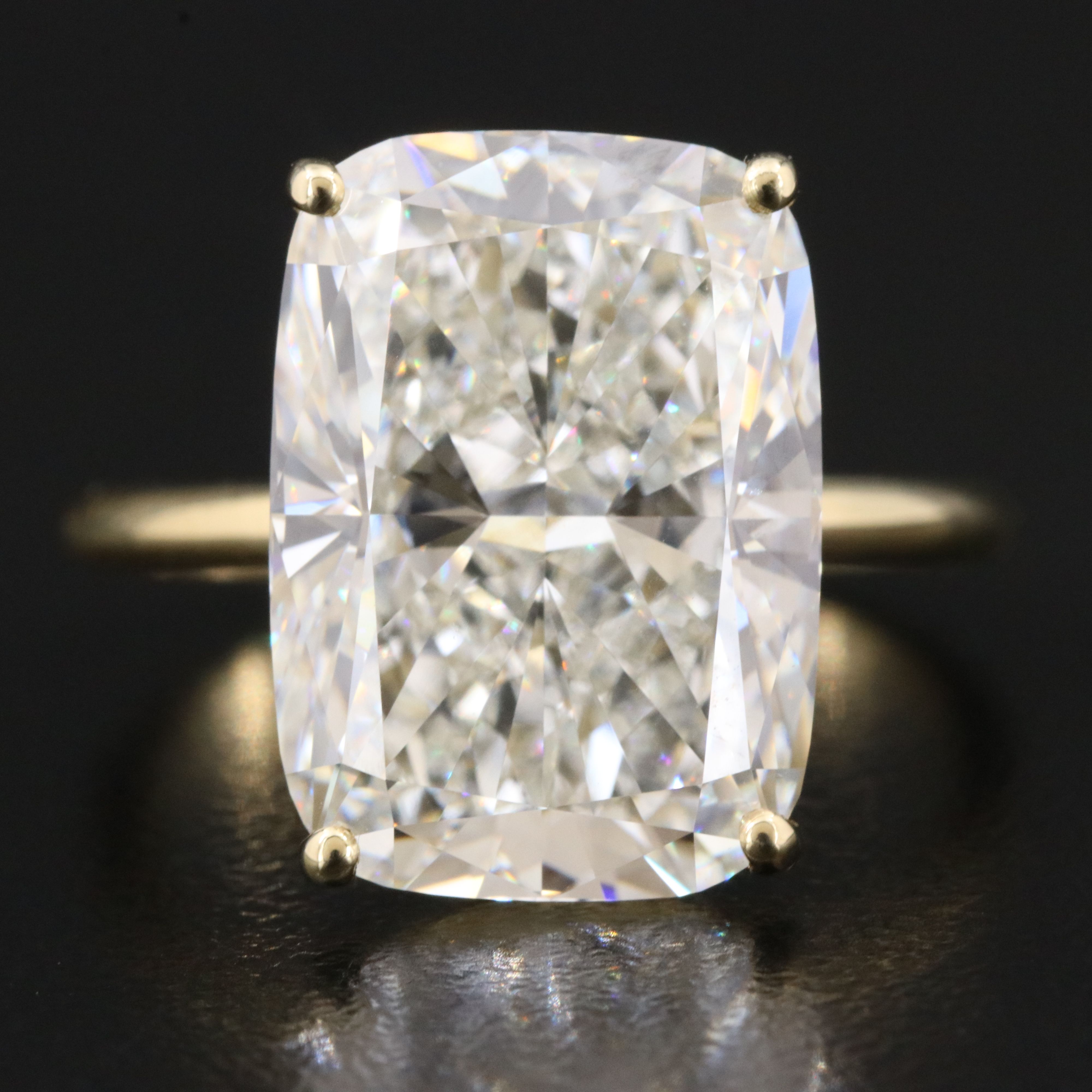 14K 10.20 CT Lab Grown Diamond Solitaire Ring with IGI Report