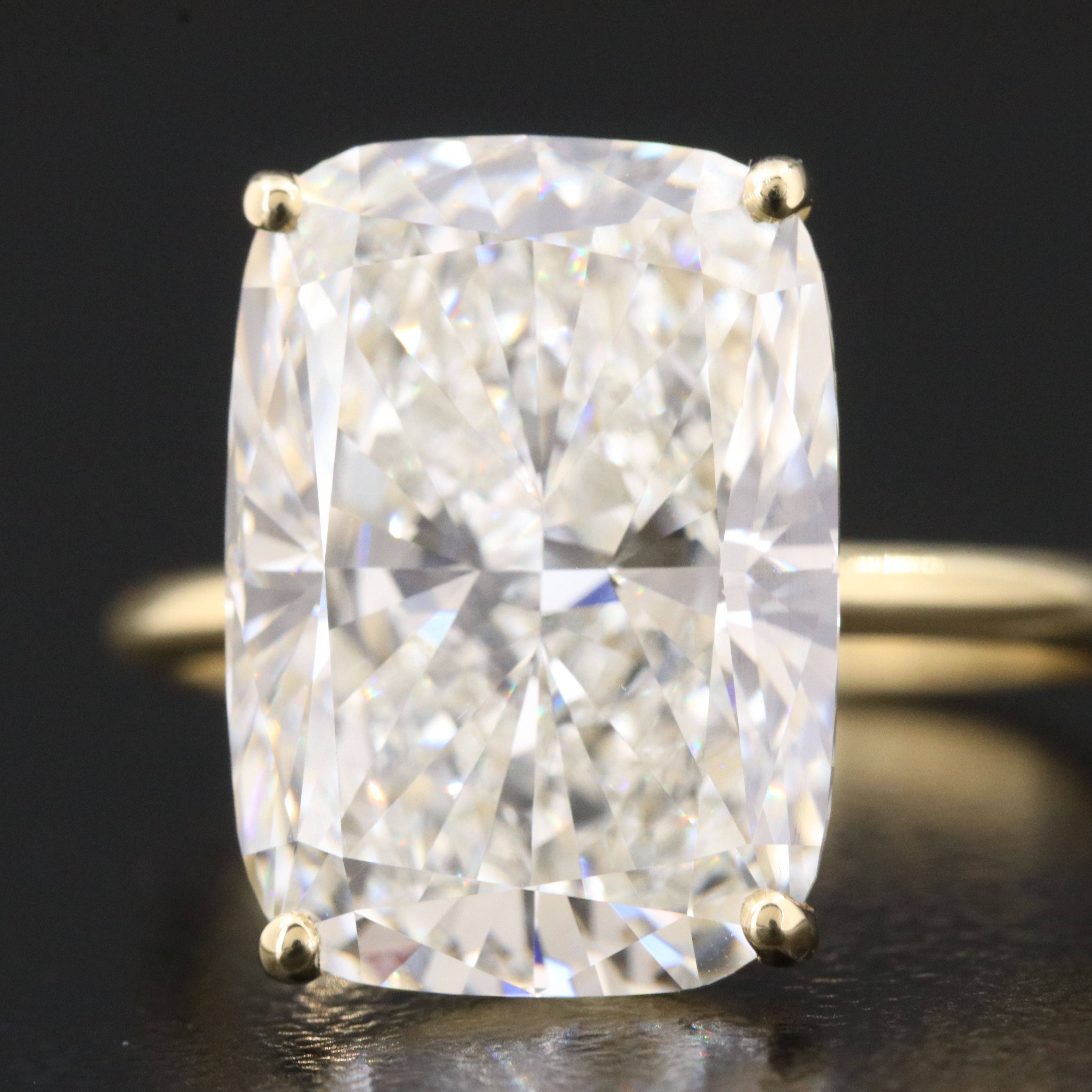 14K 10.20 CT Lab Grown Diamond Solitaire Ring with IGI Report