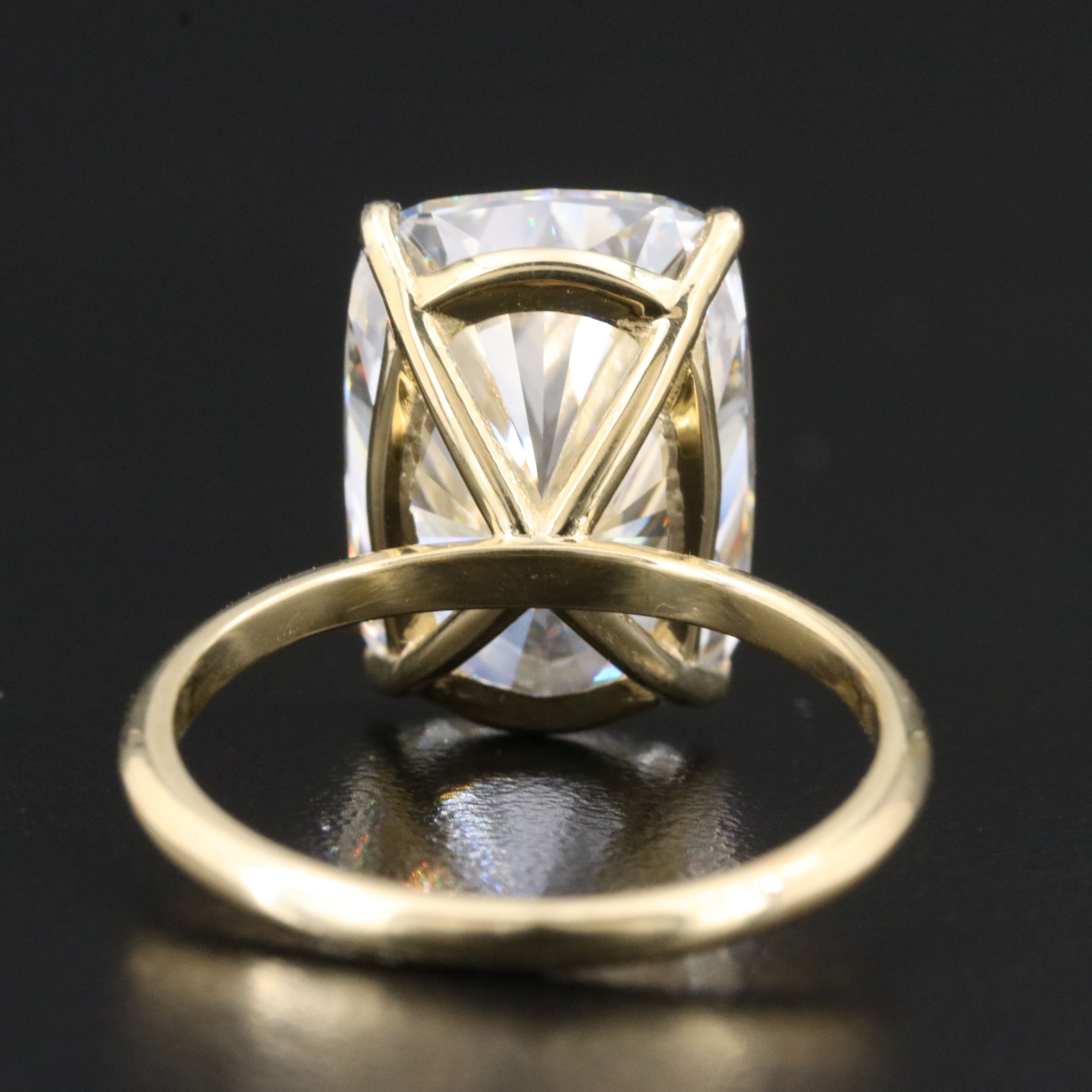 14K 10.20 CT Lab Grown Diamond Solitaire Ring with IGI Report