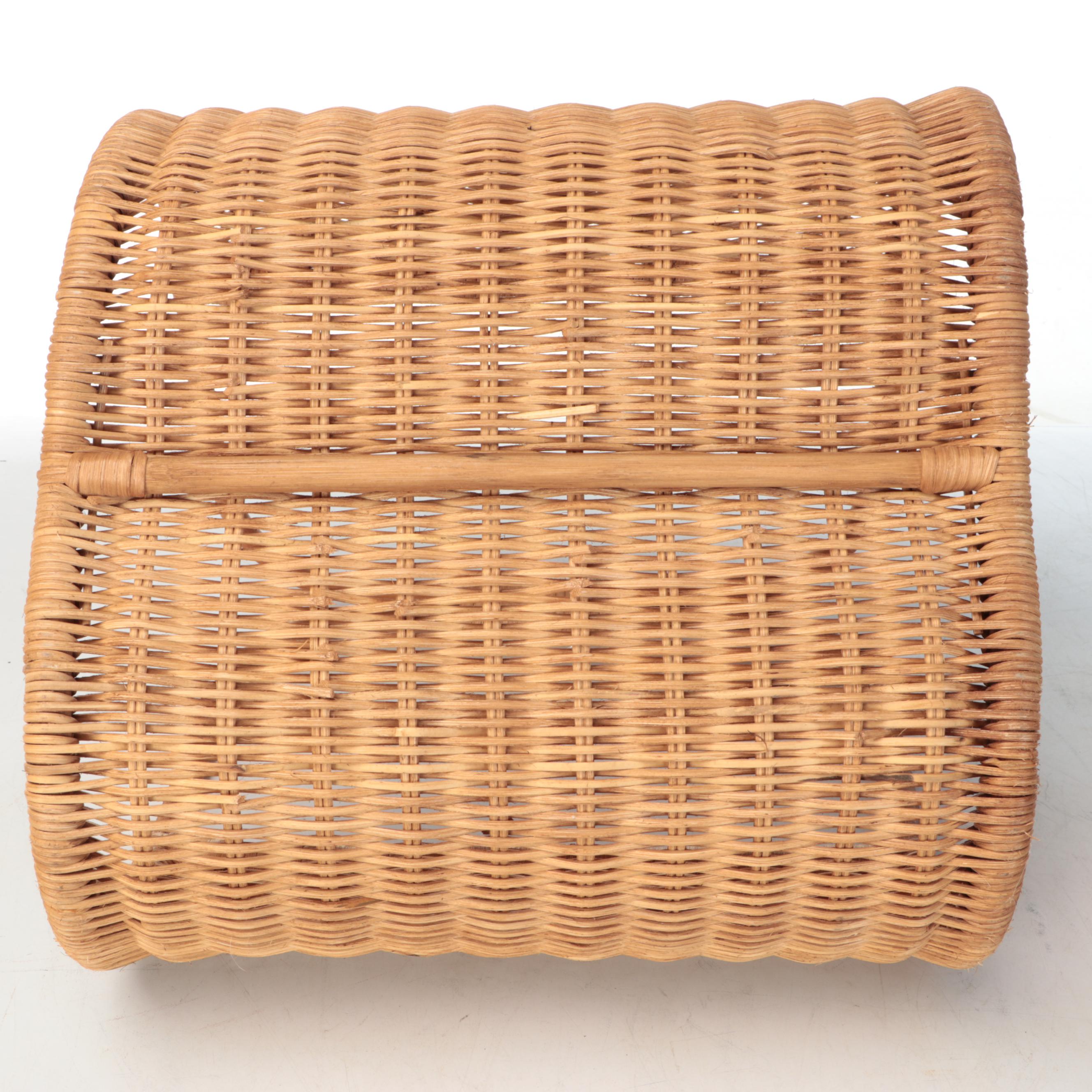 Contemporary Woven Rattan Magazine Rack with Handmade Christmas Quilt