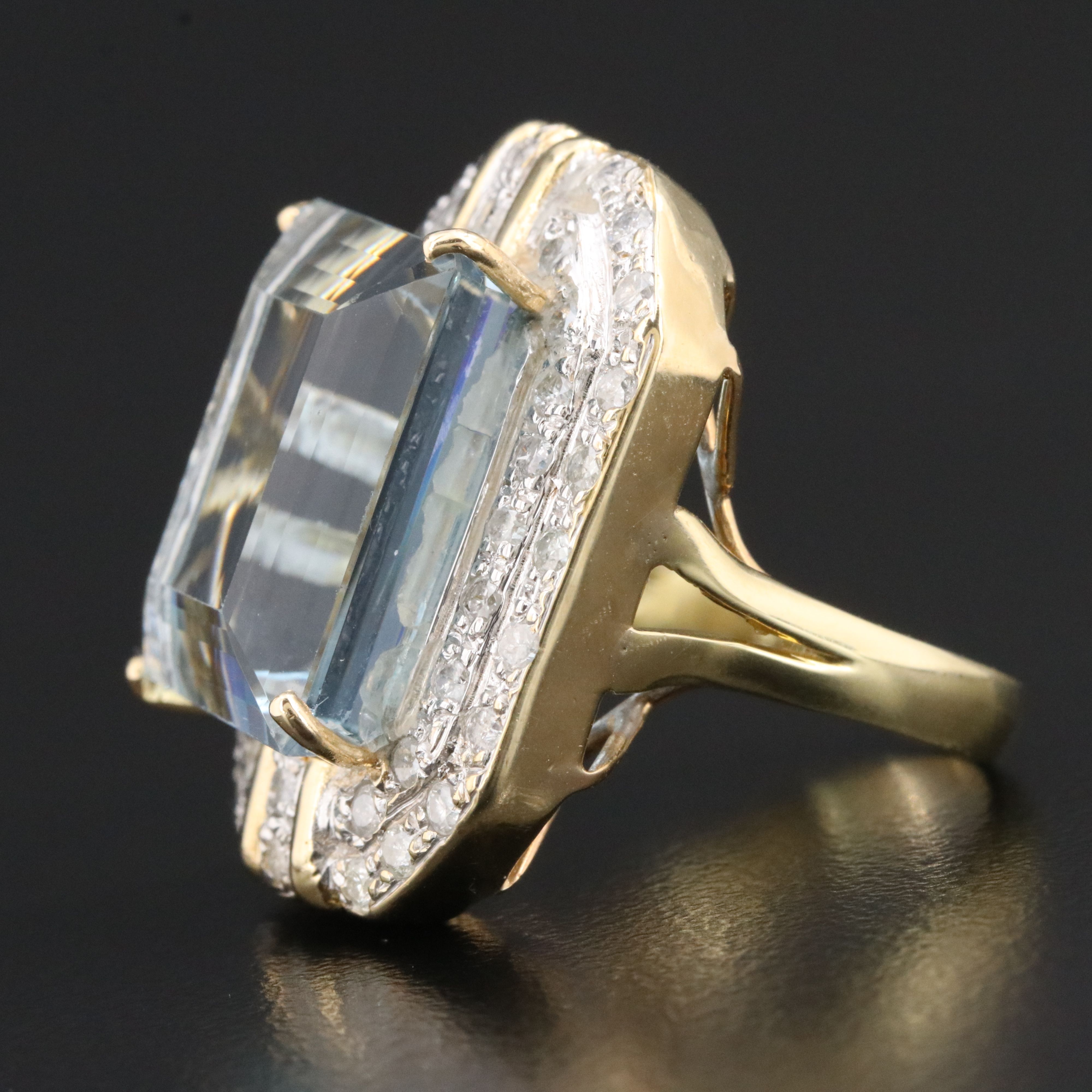 14K 17.18 CT Aquamarine and Diamond Ring