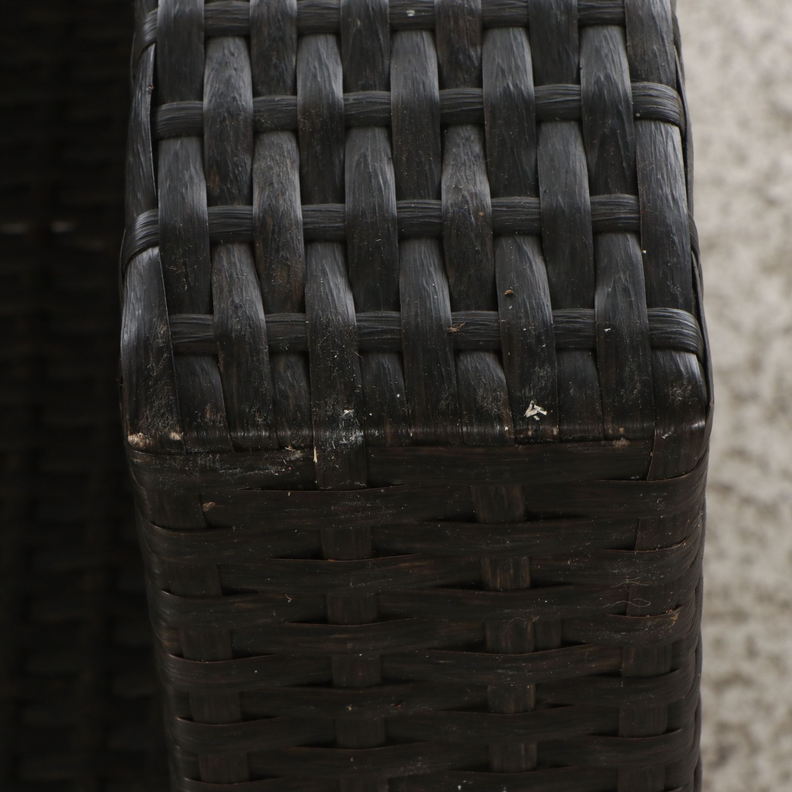 Contemporary PE Rattan Patio Sectional and Coffee Table