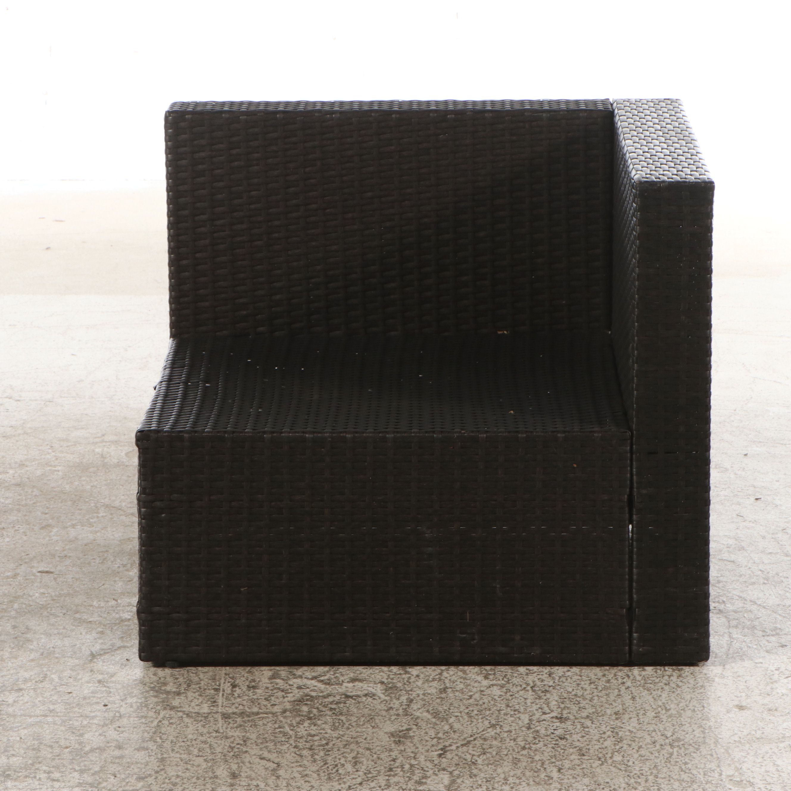 Contemporary PE Rattan Patio Sectional and Coffee Table