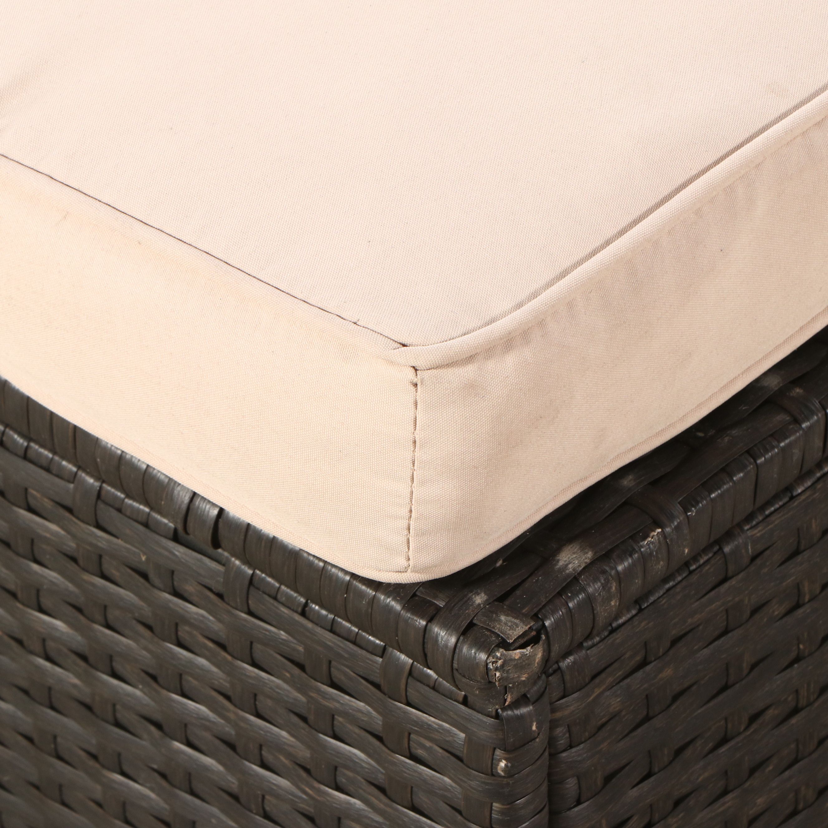 Contemporary PE Rattan Patio Sectional and Coffee Table