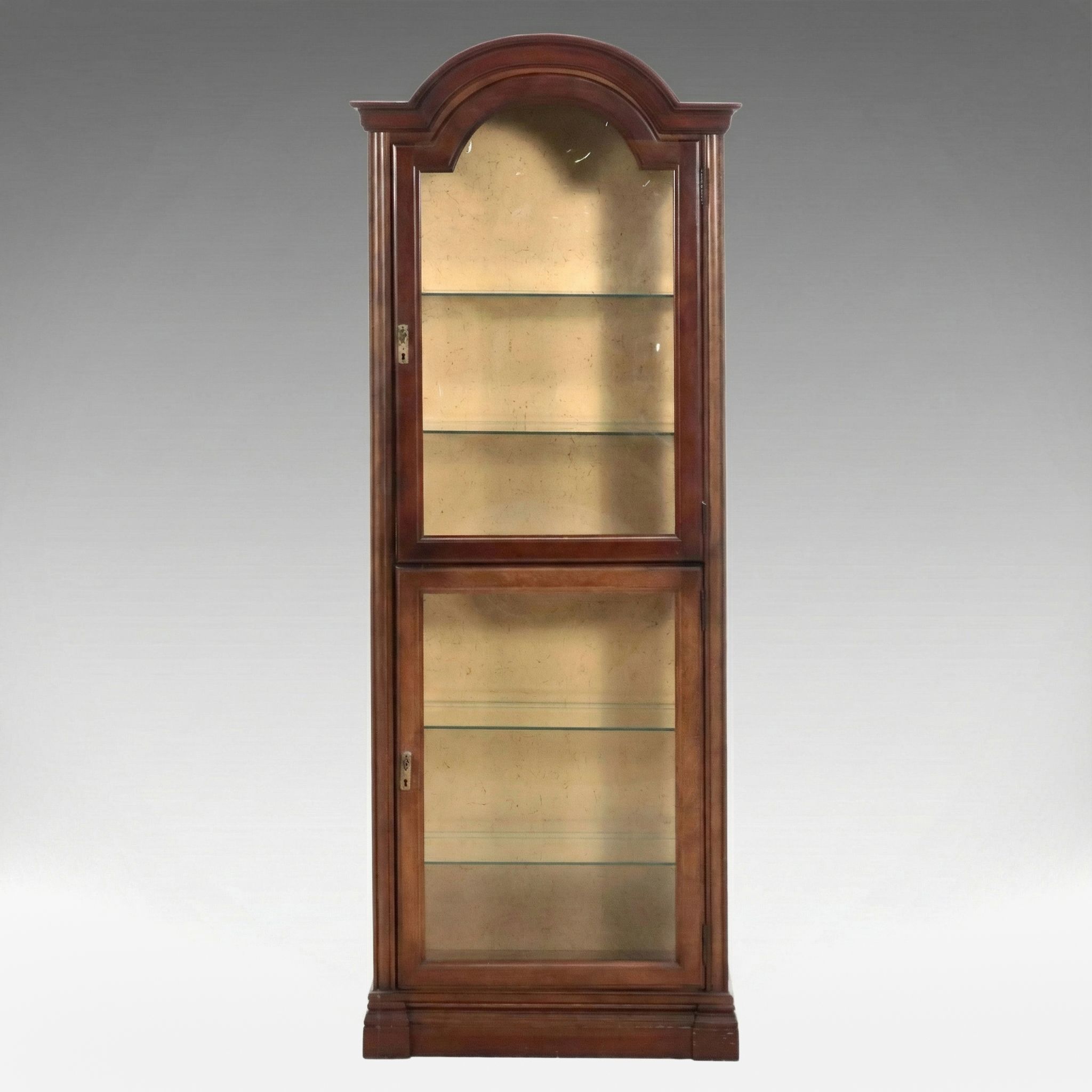 Traditional Style Illuminated China Cabinet