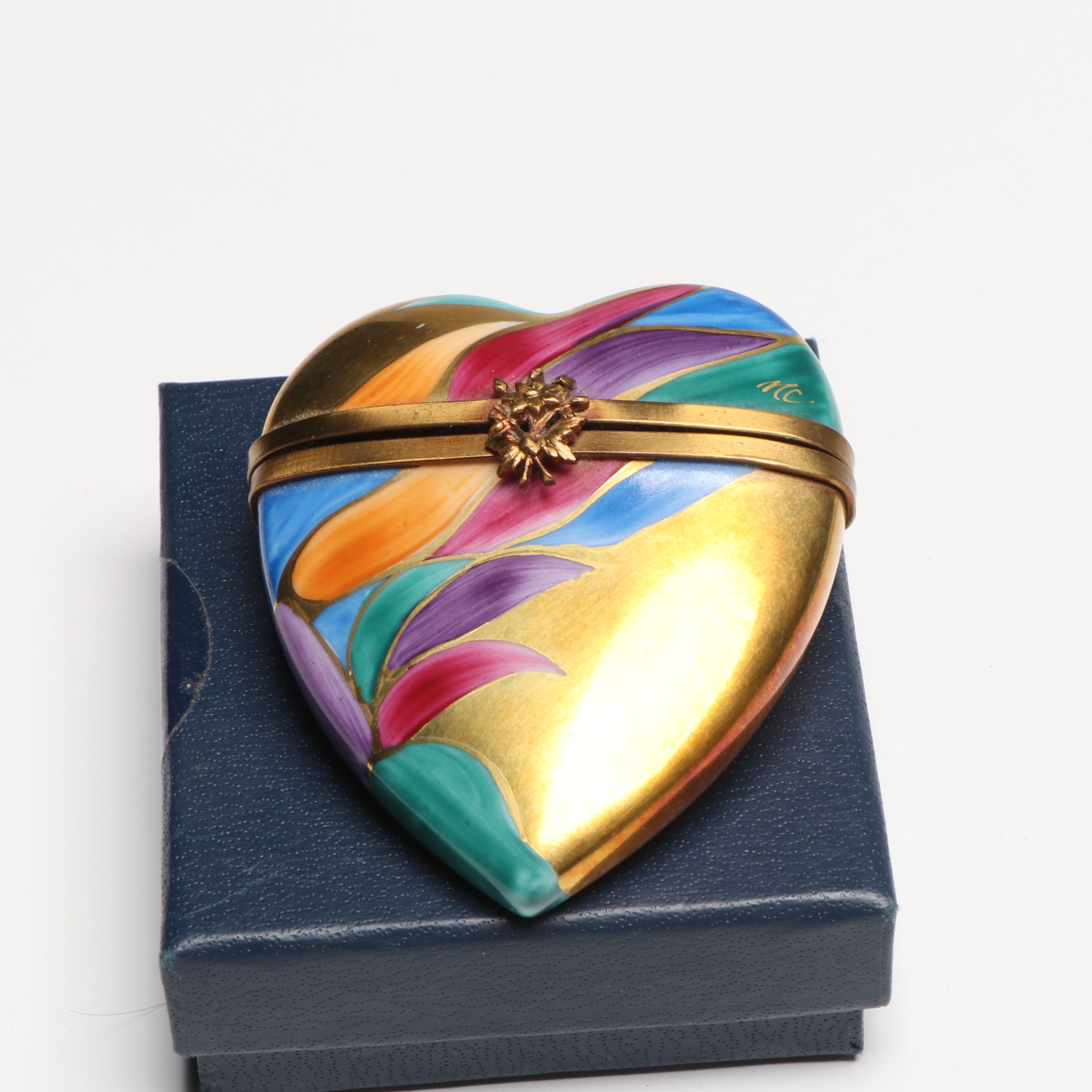 Rochard Limoges Heart-Shaped Box with Wade Rabbit Figurine and Other Décor