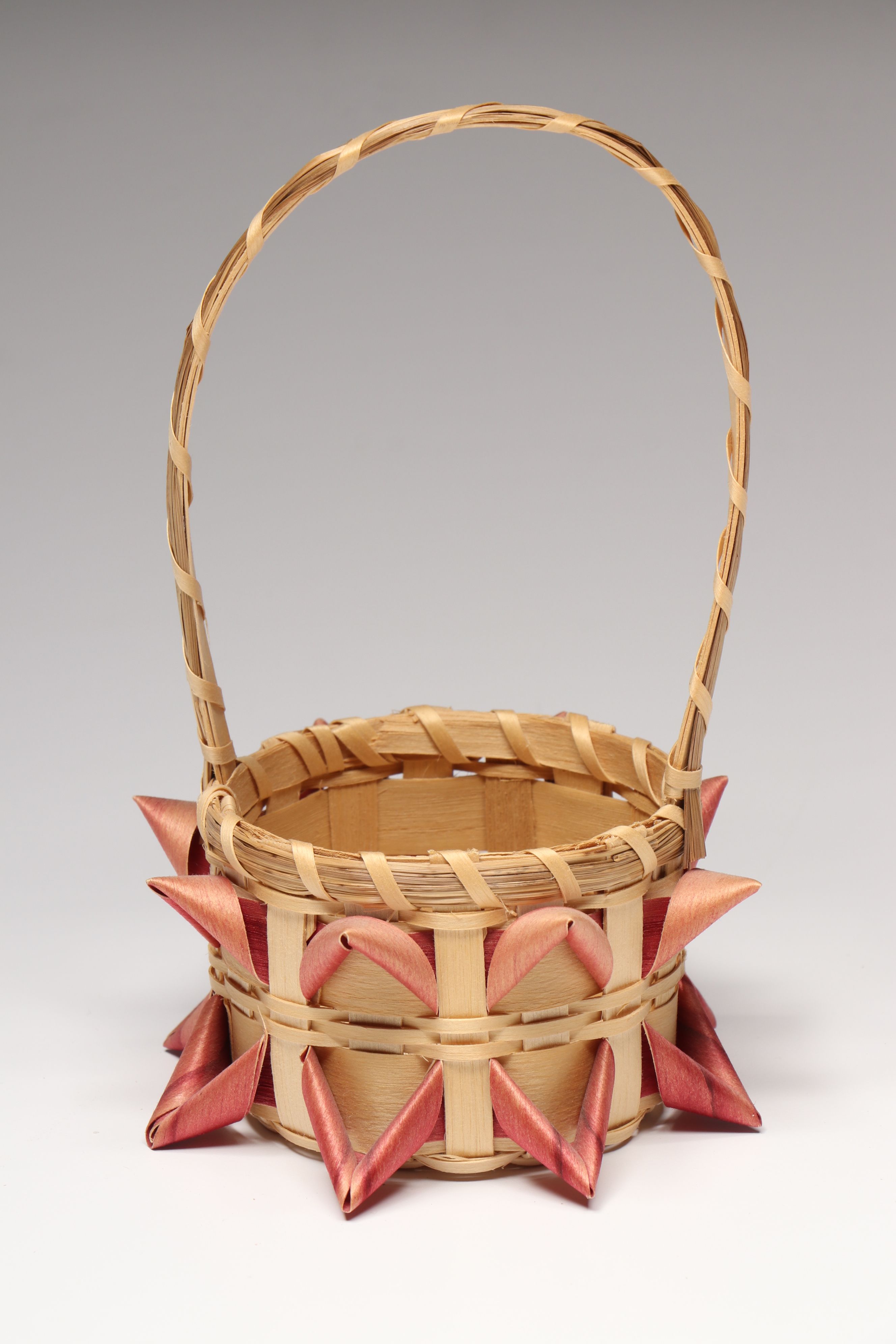 Mi'kmaq Diamond and Porcupine Design Ash and Sweetgrass Baskets