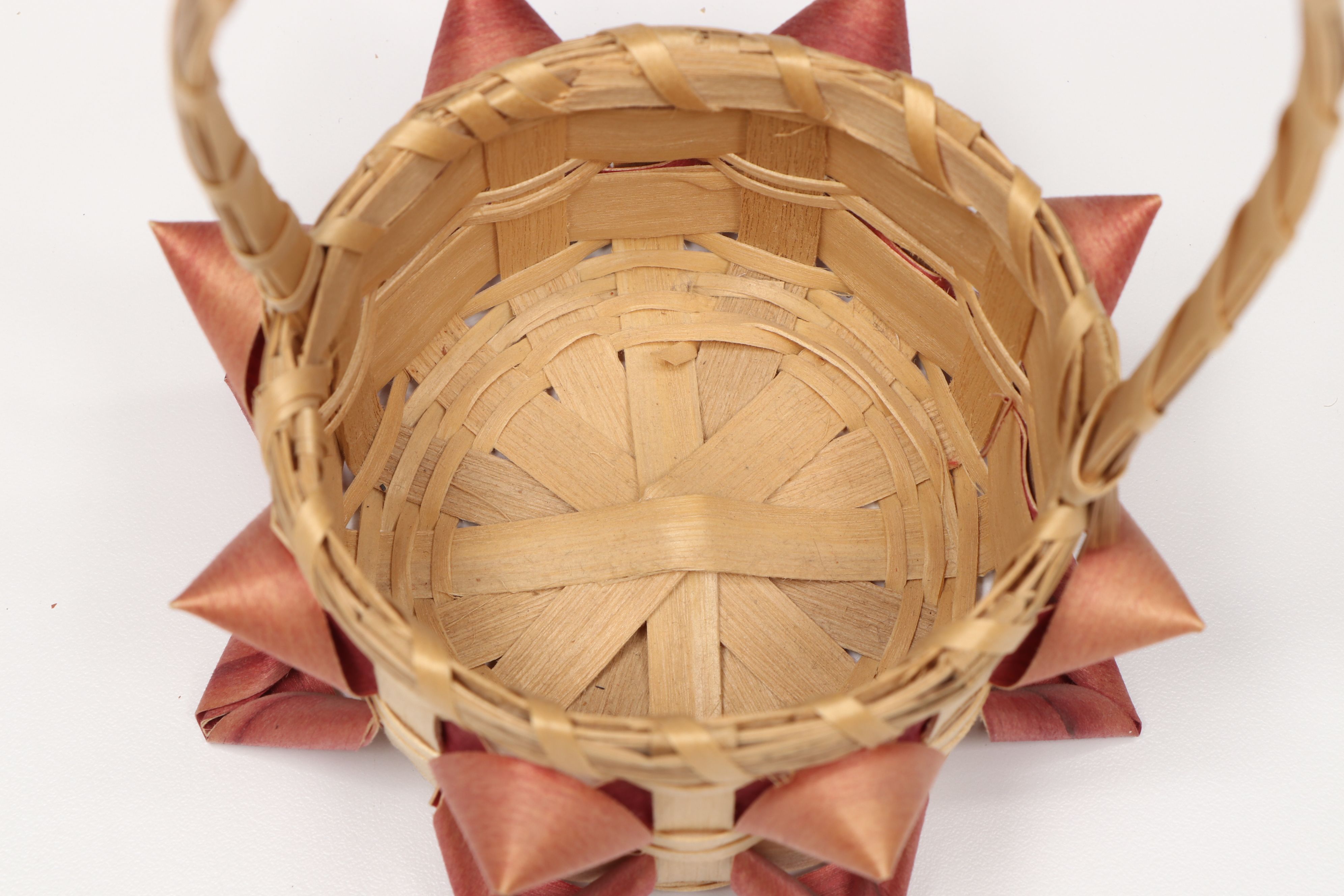 Mi'kmaq Diamond and Porcupine Design Ash and Sweetgrass Baskets