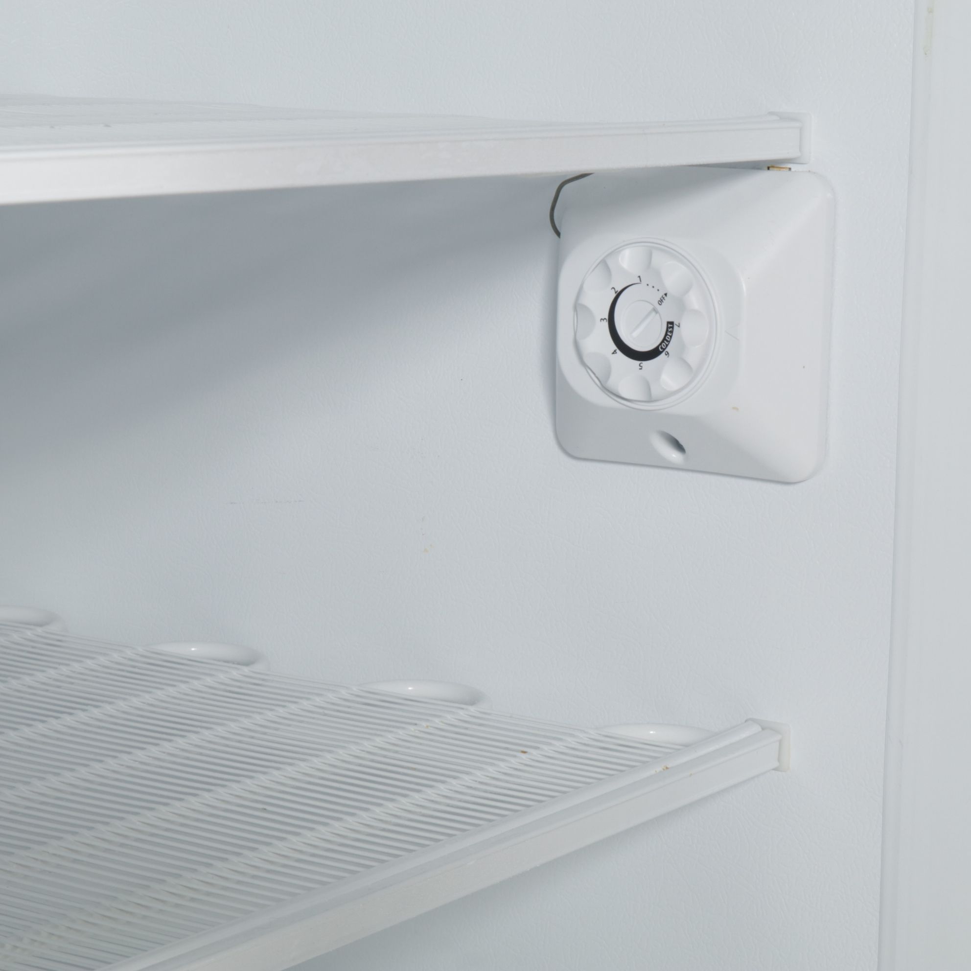 Frigidaire 20 Cu. Ft. White Upright Freezer, 2007