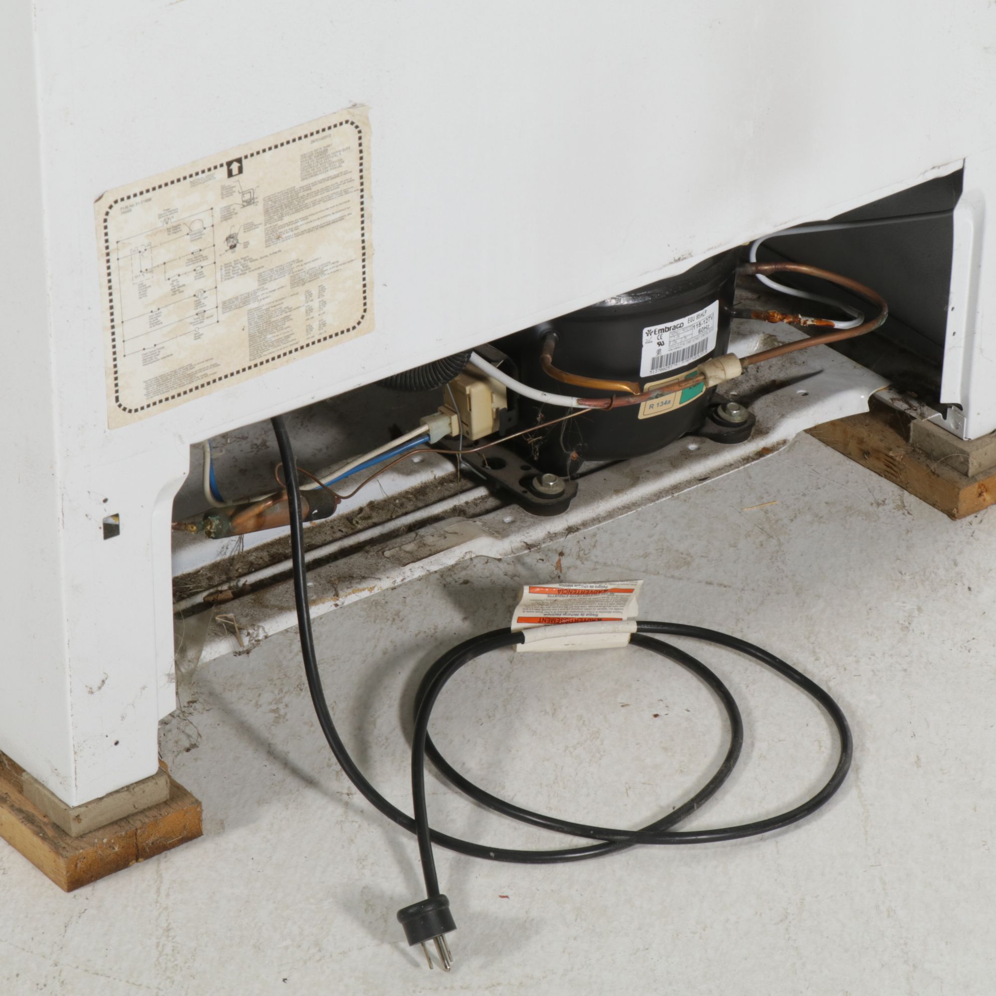 Frigidaire 20 Cu. Ft. White Upright Freezer, 2007