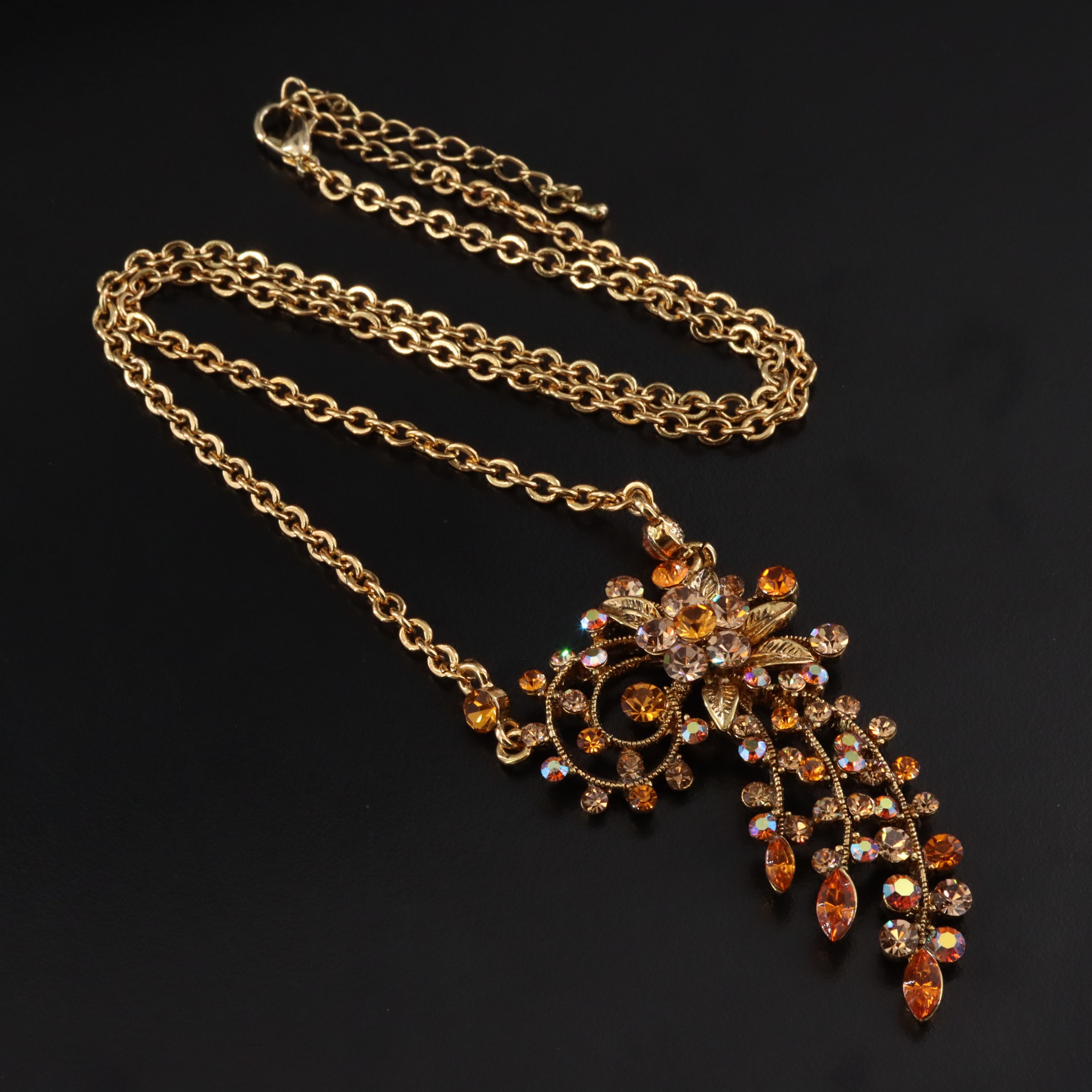 Rhinestone Flower Necklace